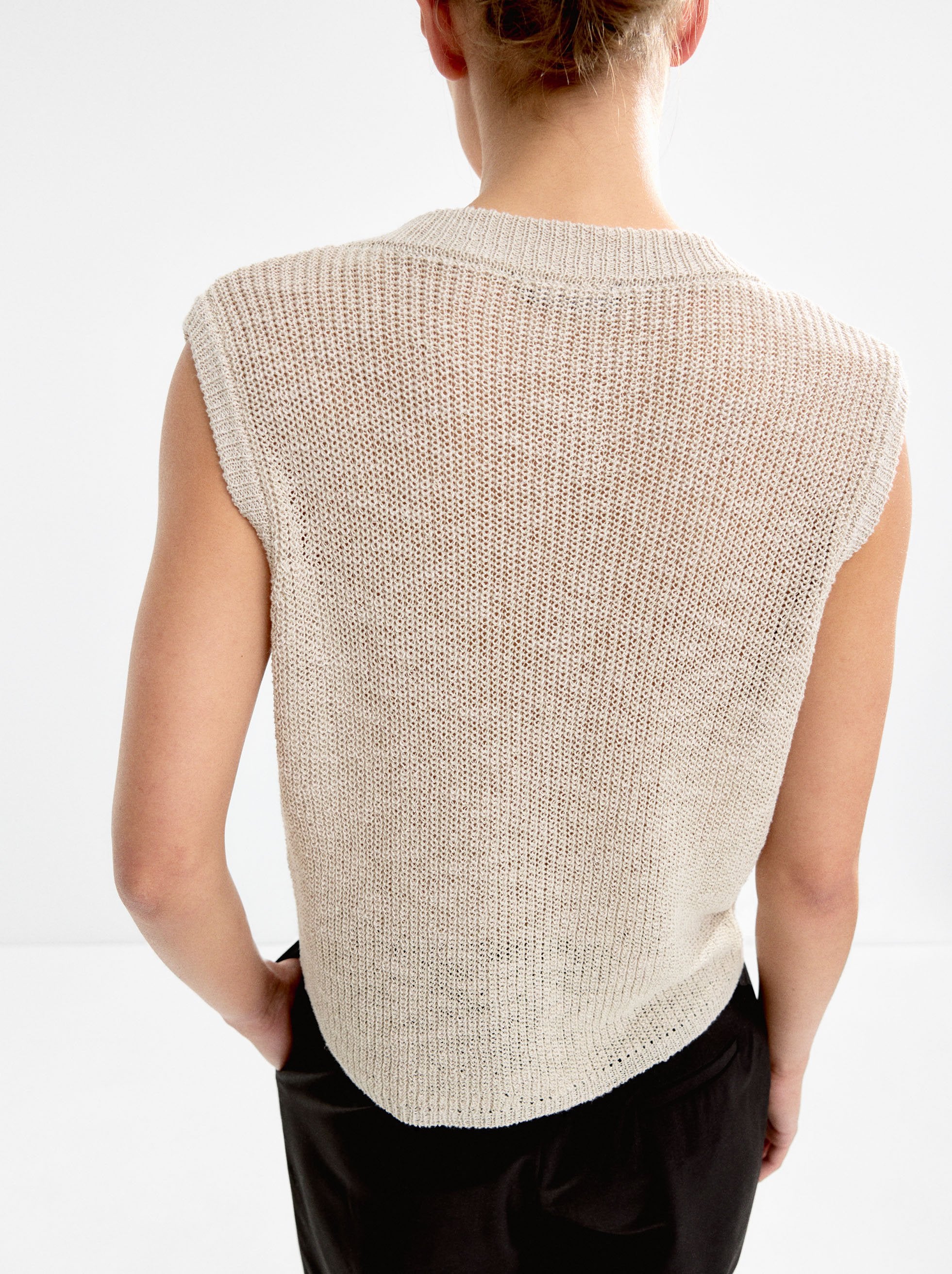 Chaleco De Punto Con Botones