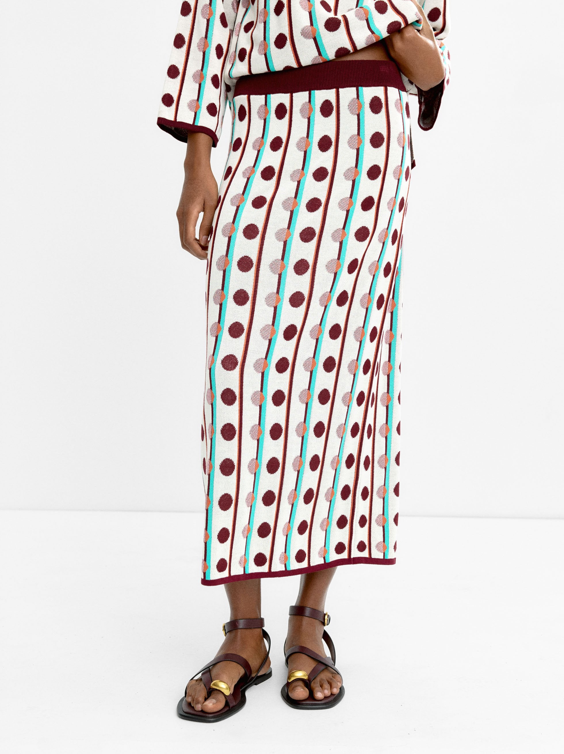 Falda Midi De Punto Jacquard De Lunares