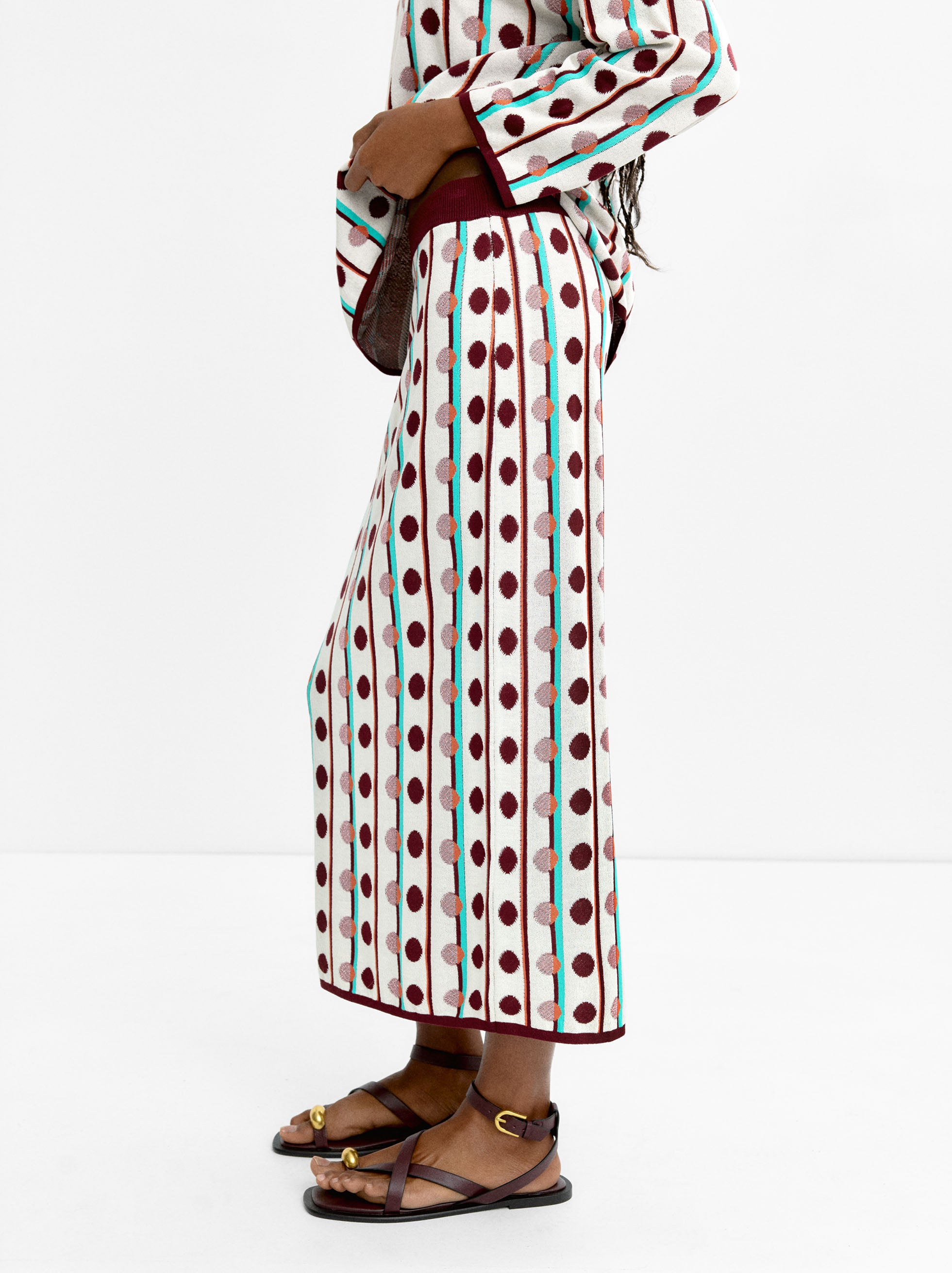 Falda Midi De Punto Jacquard De Lunares