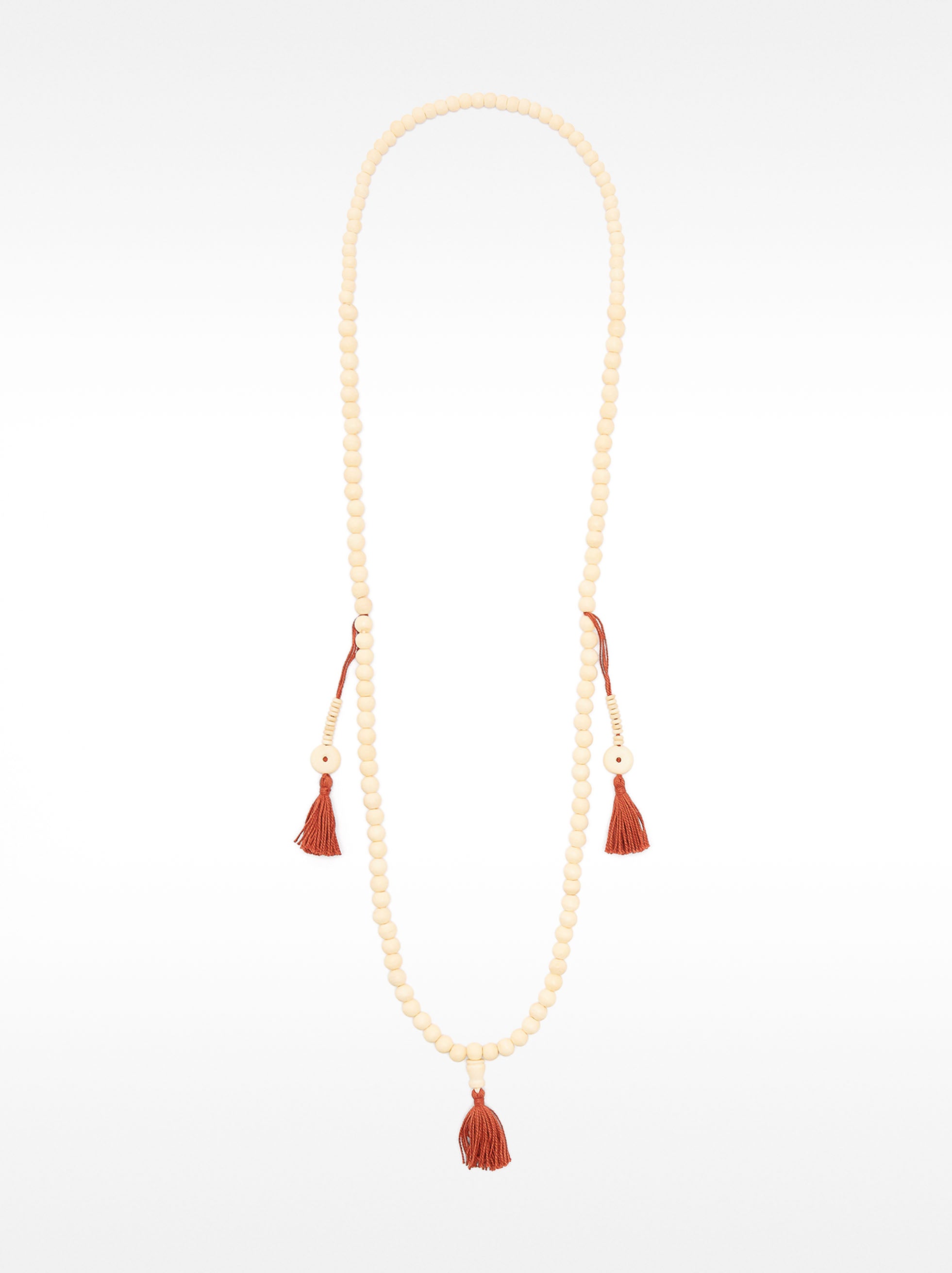 Collar Largo De Cuentas Con Borlas