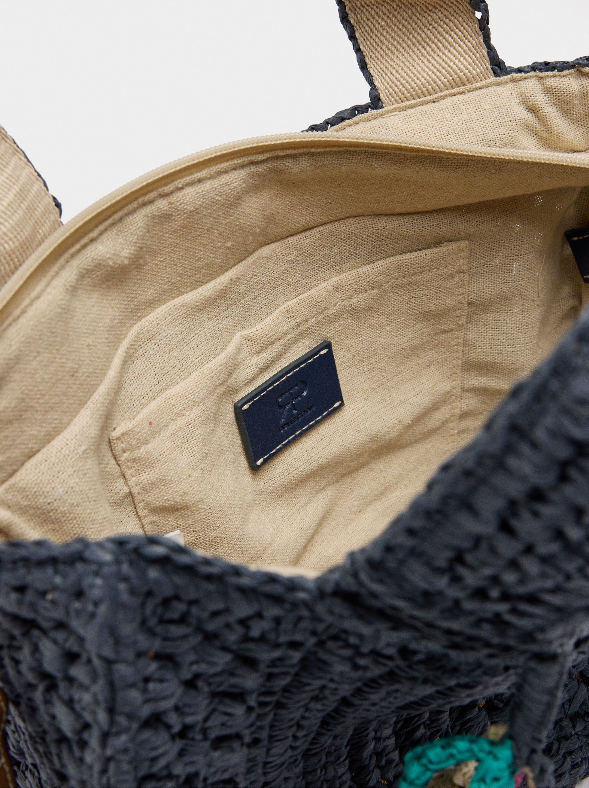 Bolso Tote Efecto Rafia Con Bandolera