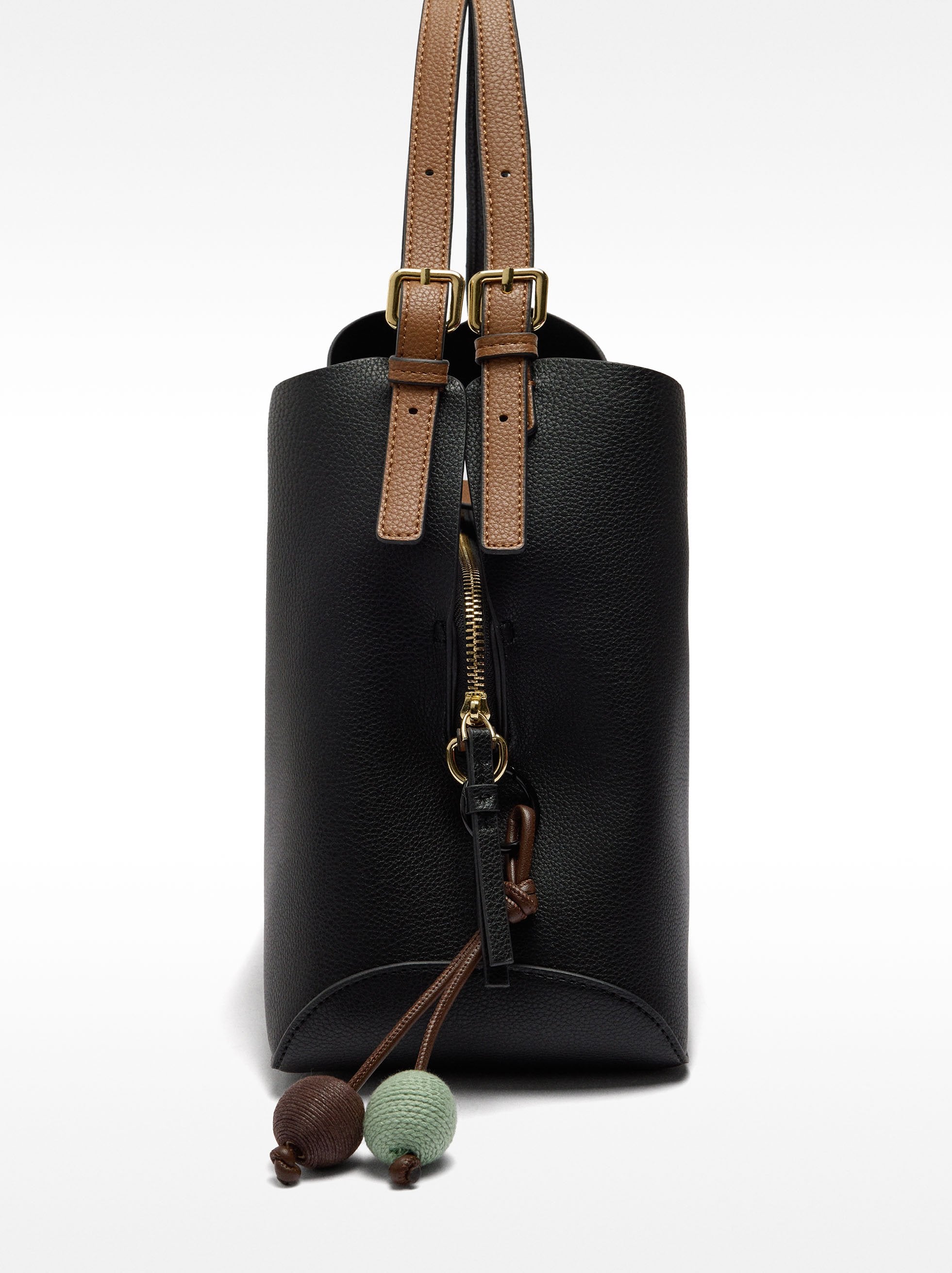 Bolso De Mano Con Colgante