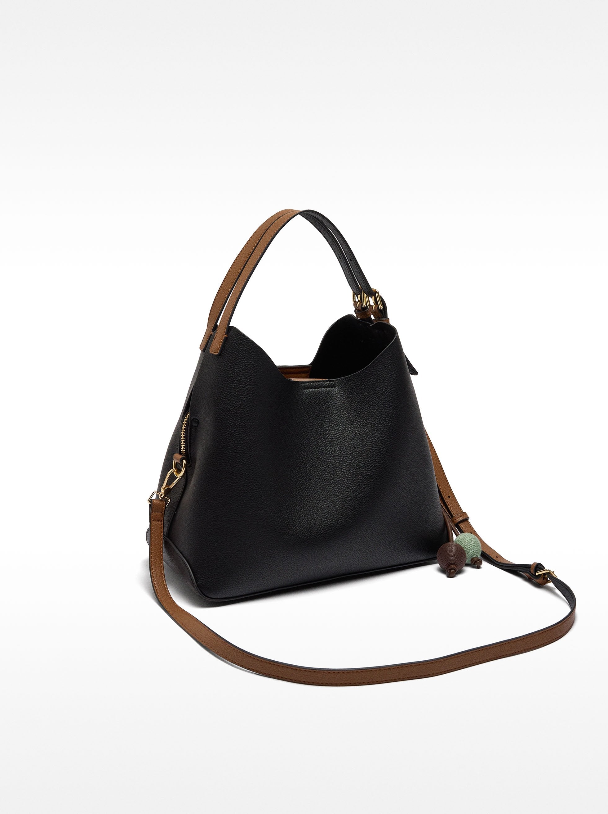Bolso De Mano Con Colgante