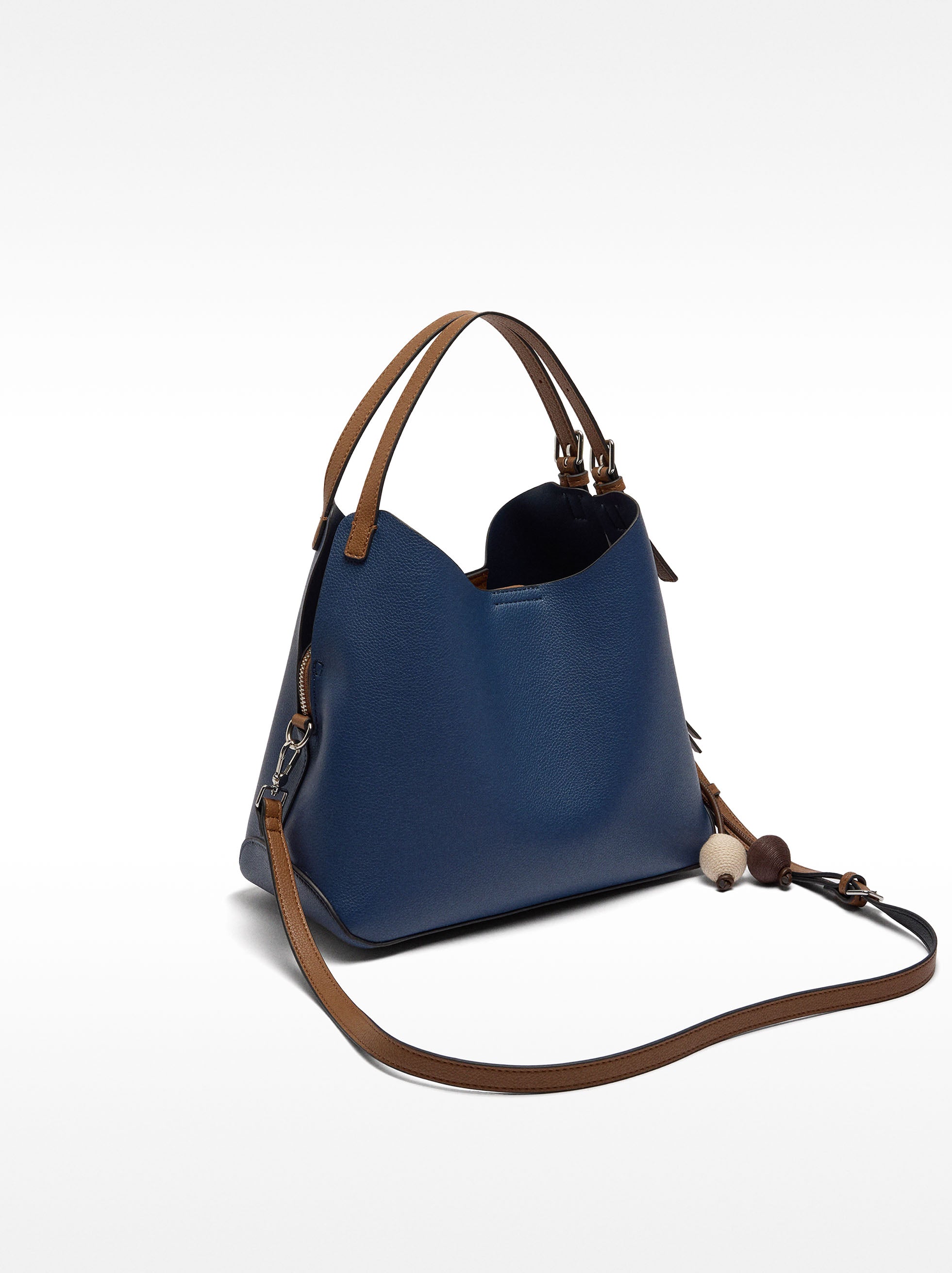 Bolso De Mano Con Colgante