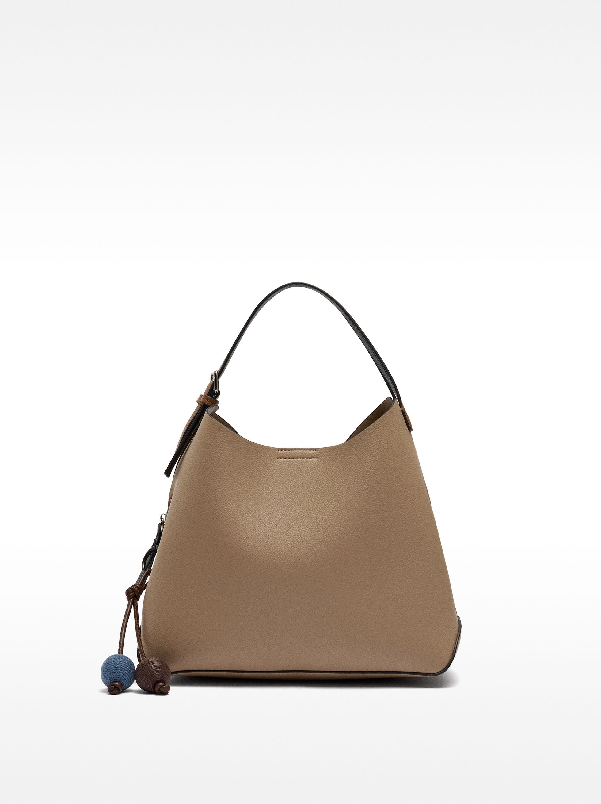 Bolso De Mano Con Colgante