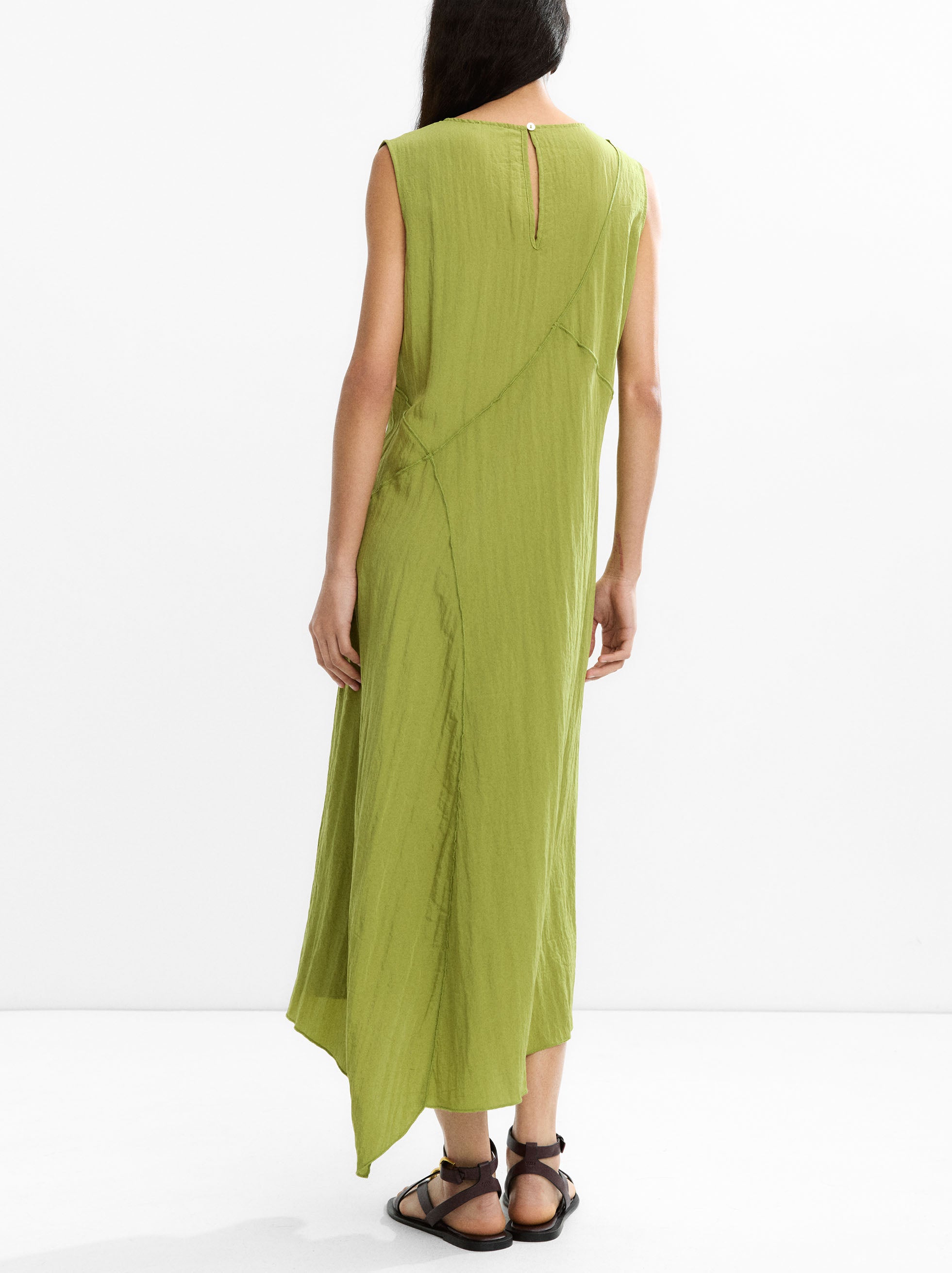 Vestido Midi Efecto Arrugado