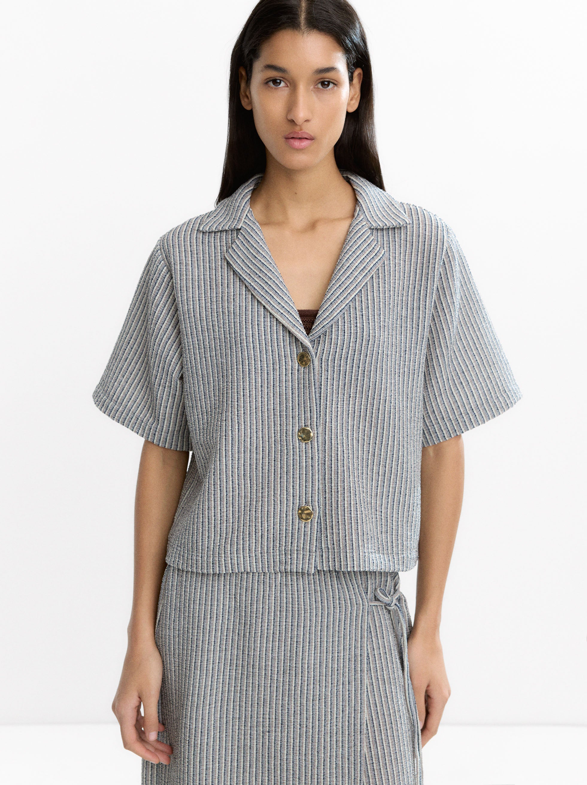 Camisa De Rayas Con Manga Corta