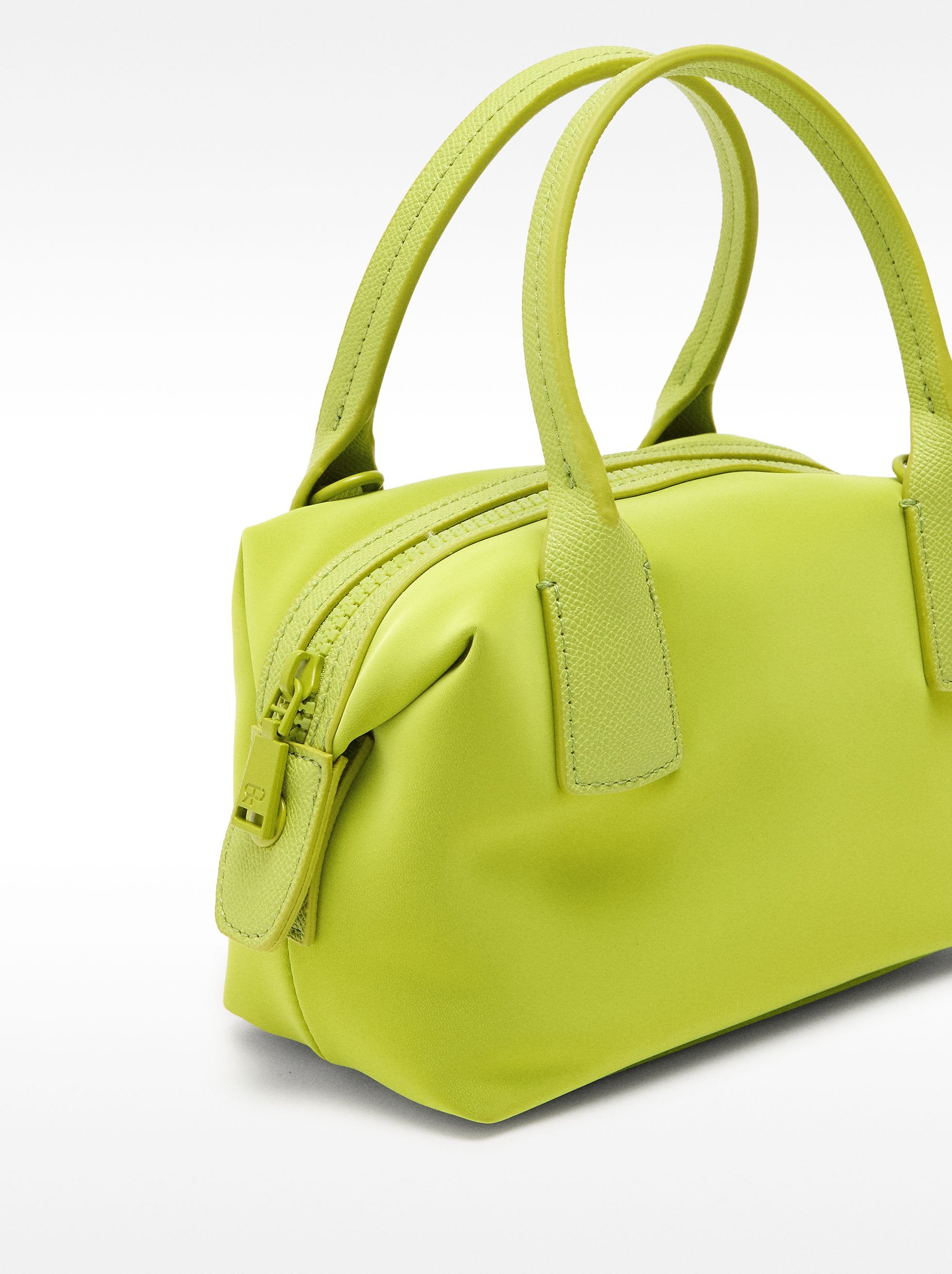 Bolso Tote Textura Suave Con Bandolera