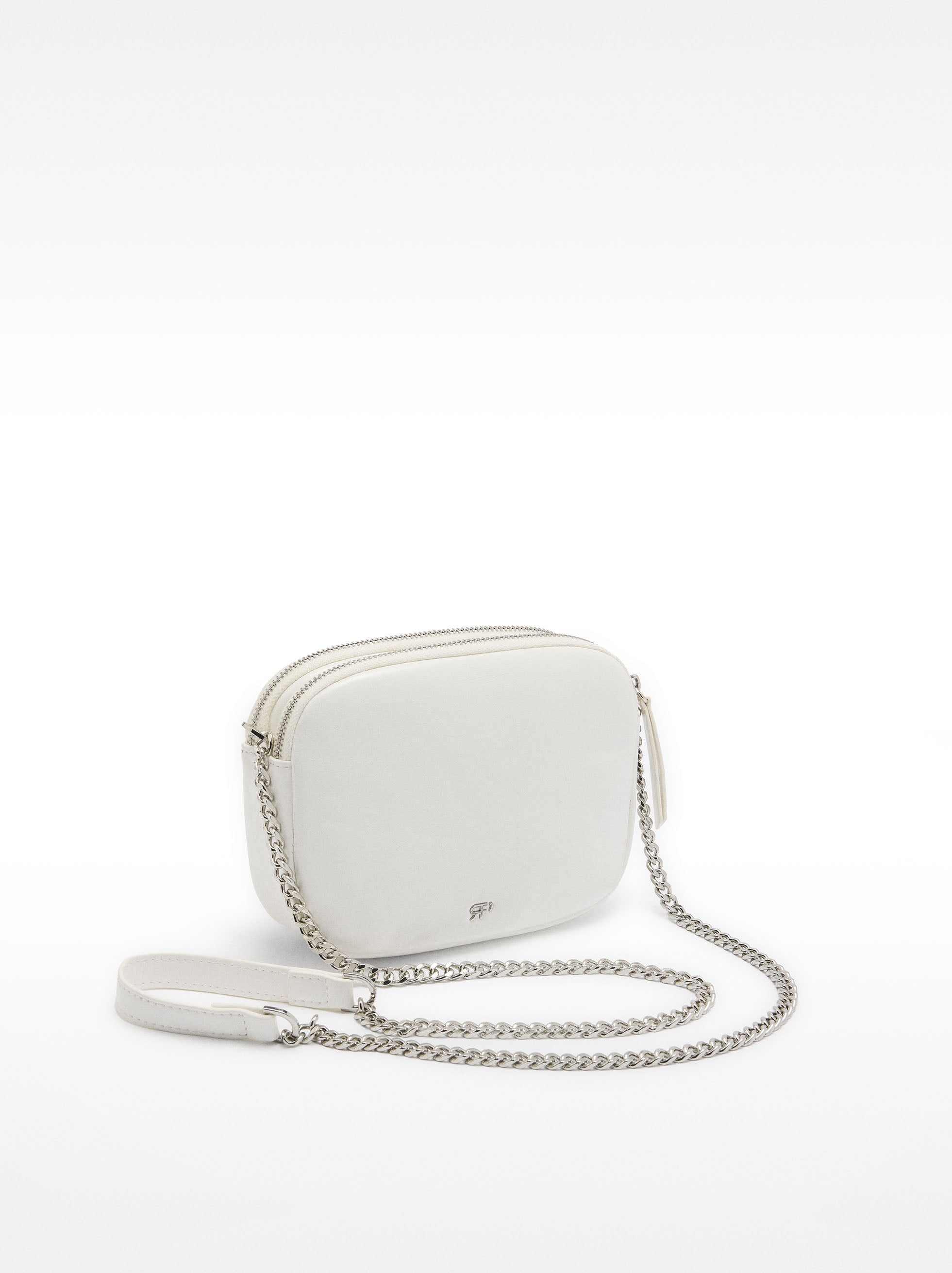 Bolso Bandolera Con Detalles Metálicos