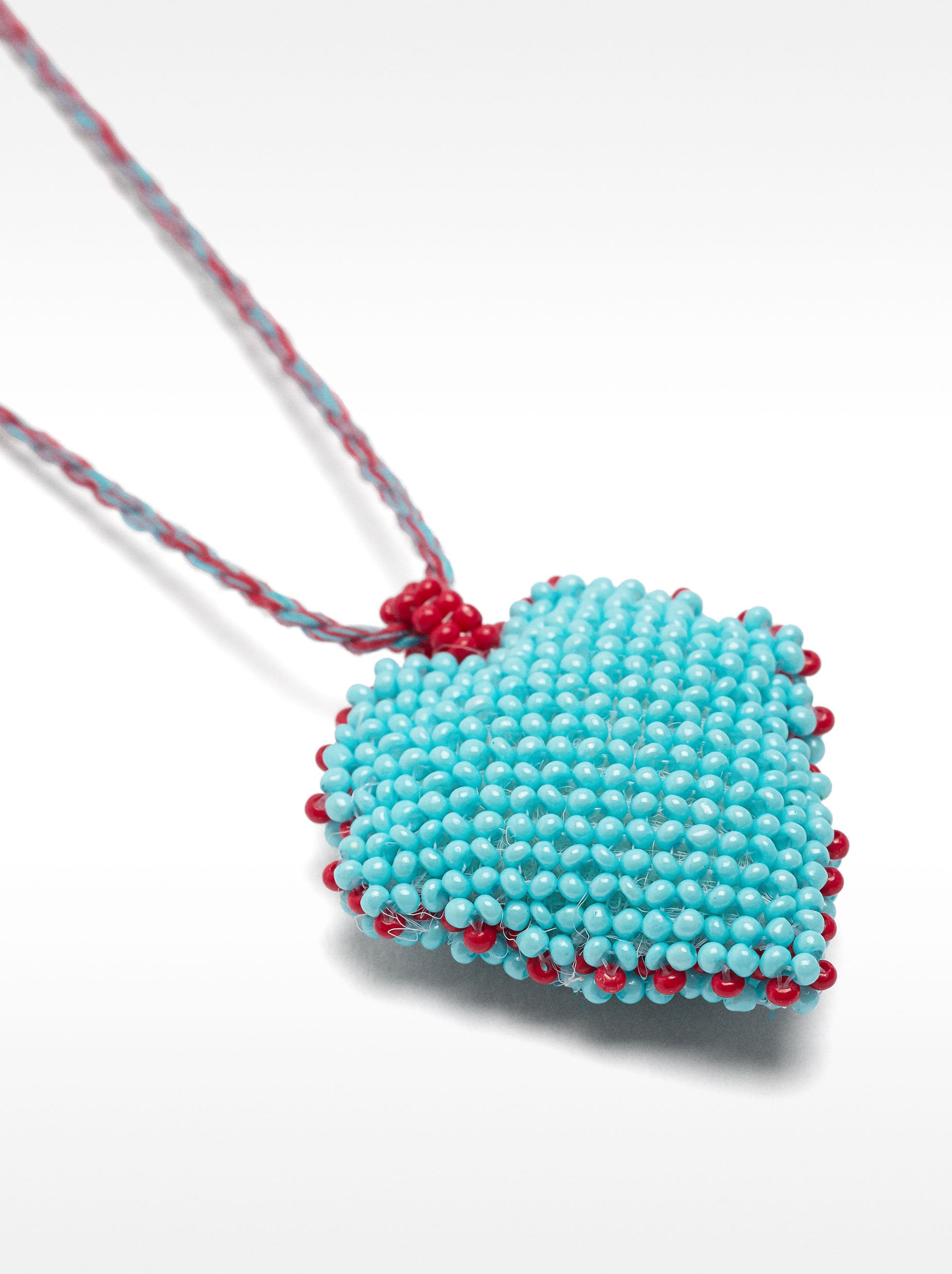 Collar Largo Corazón De Abalorios