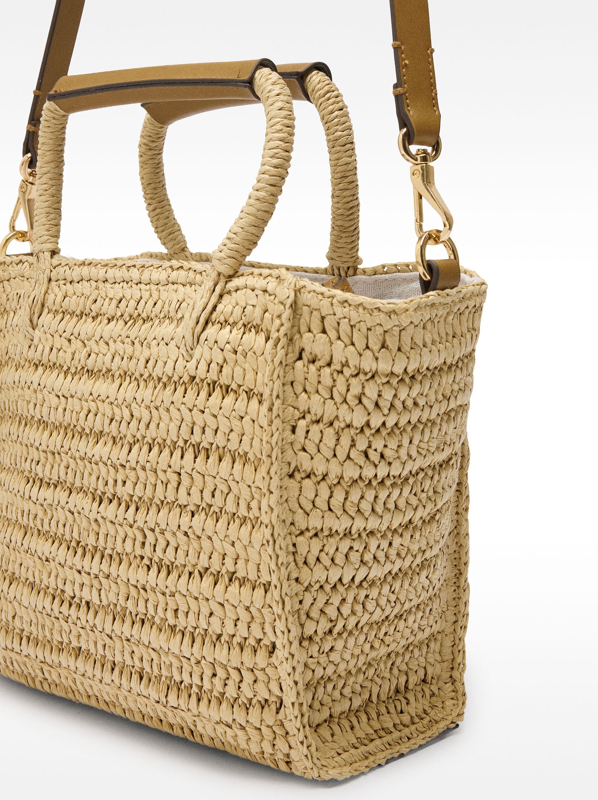 Bolso Tote Efecto Rafia Con Bandolera