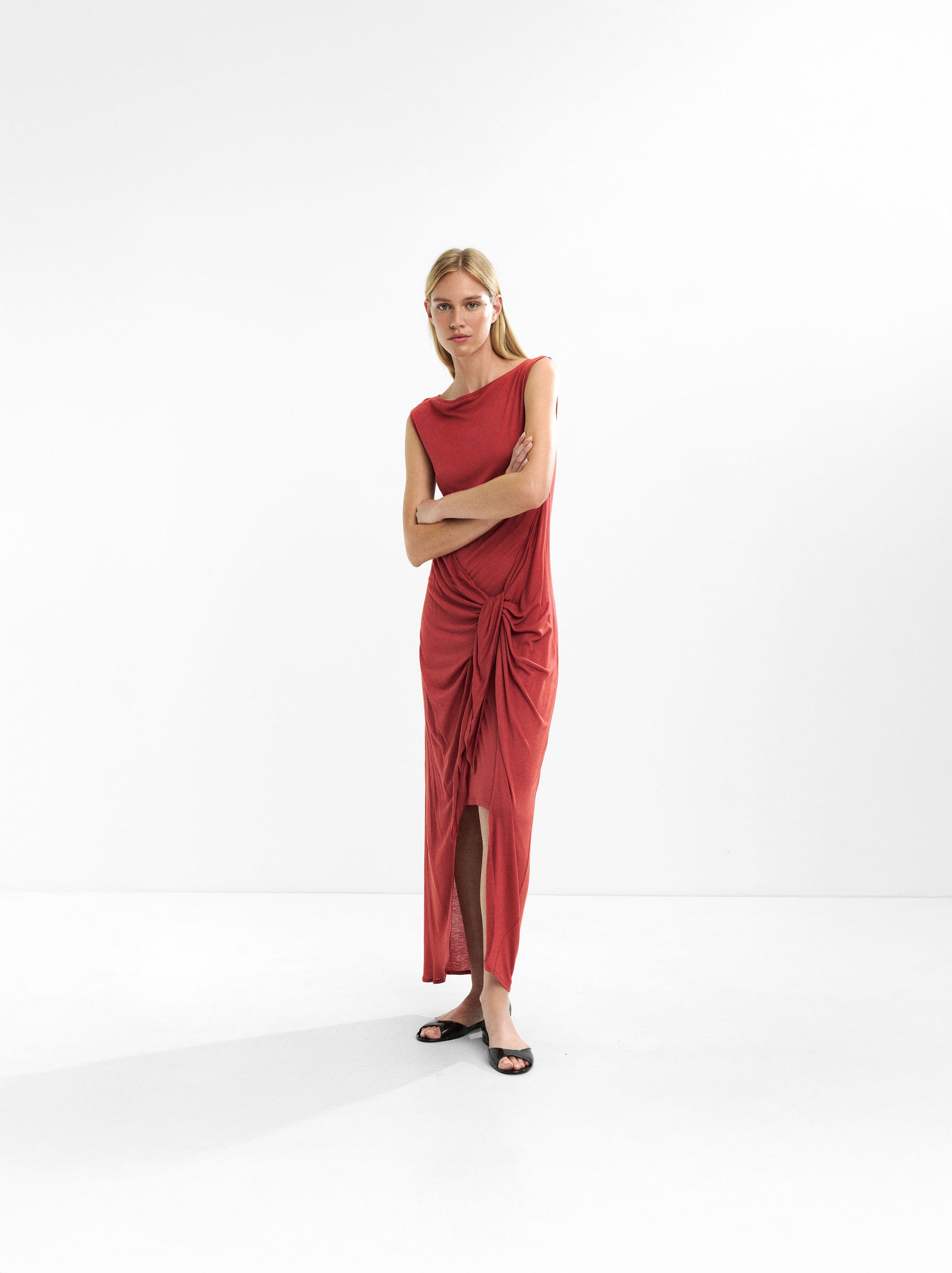 Vestido Drapeado Con Lazo