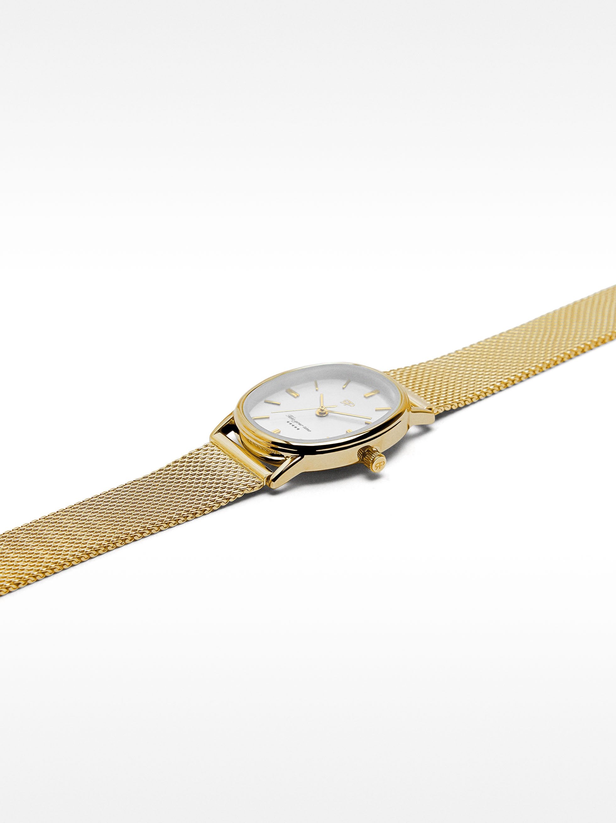 Reloj Ovalado Con Malla Metálica De Acero Inoxidable