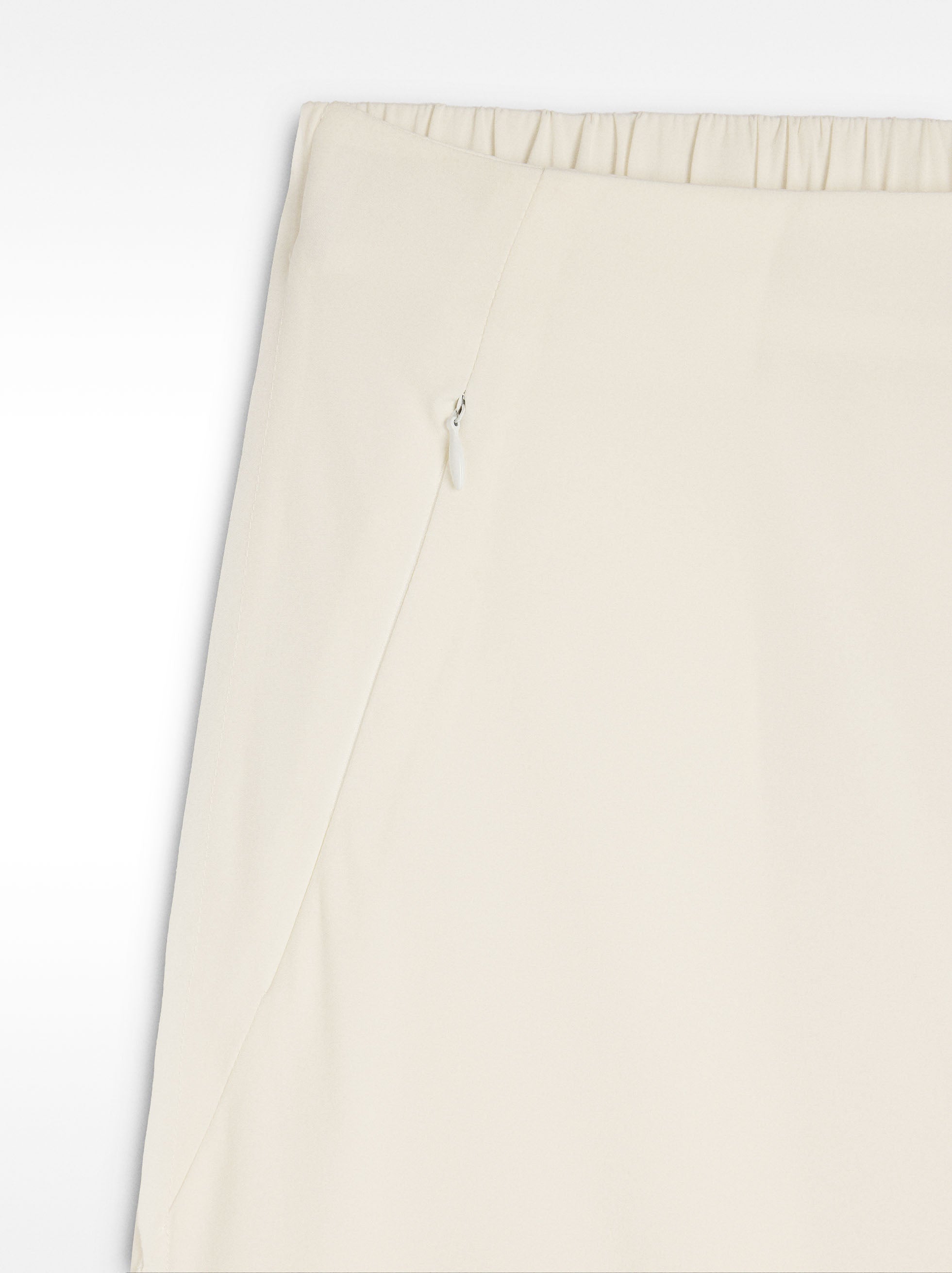 Pantalón Bolsillos Con Cremallera