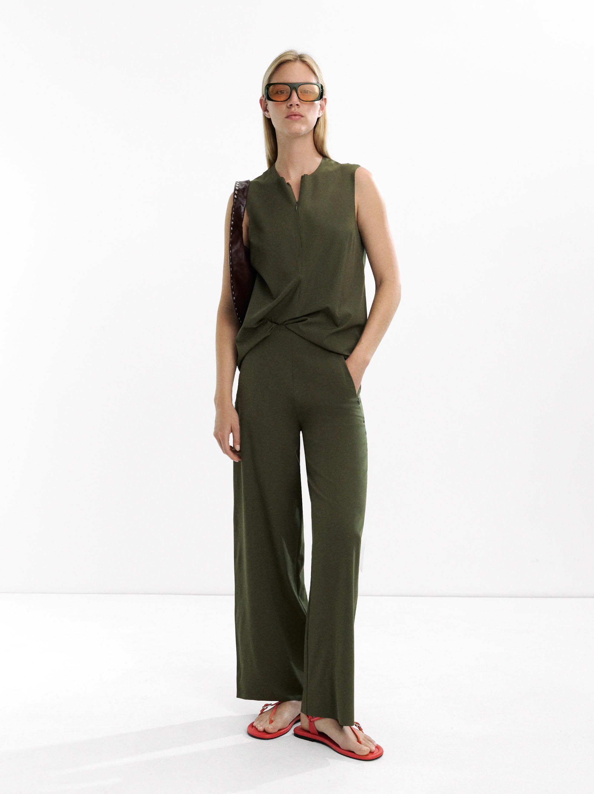 Pantalón Bolsillos Con Cremallera