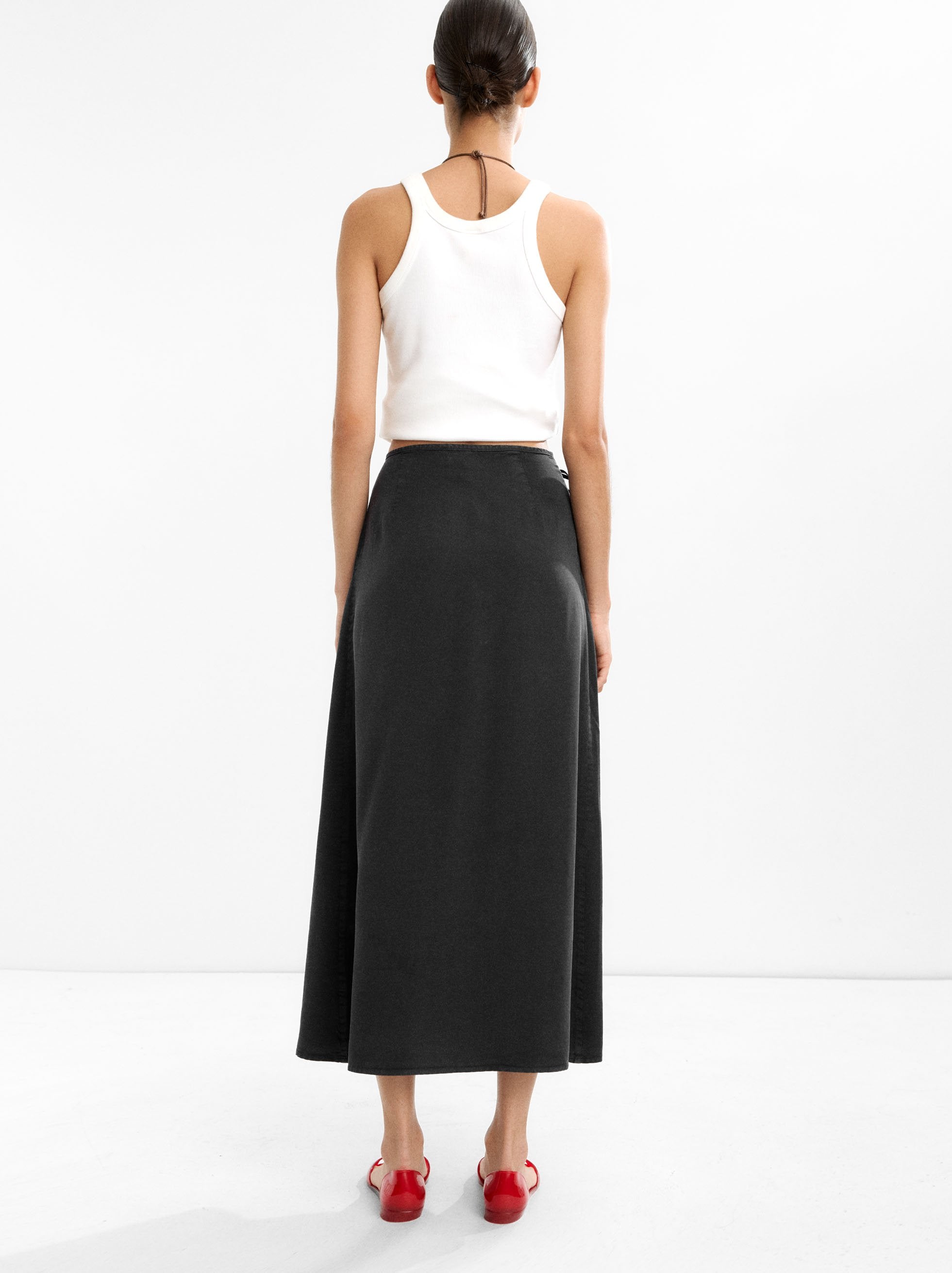 Falda Midi Con Cruce 100% Lyocell