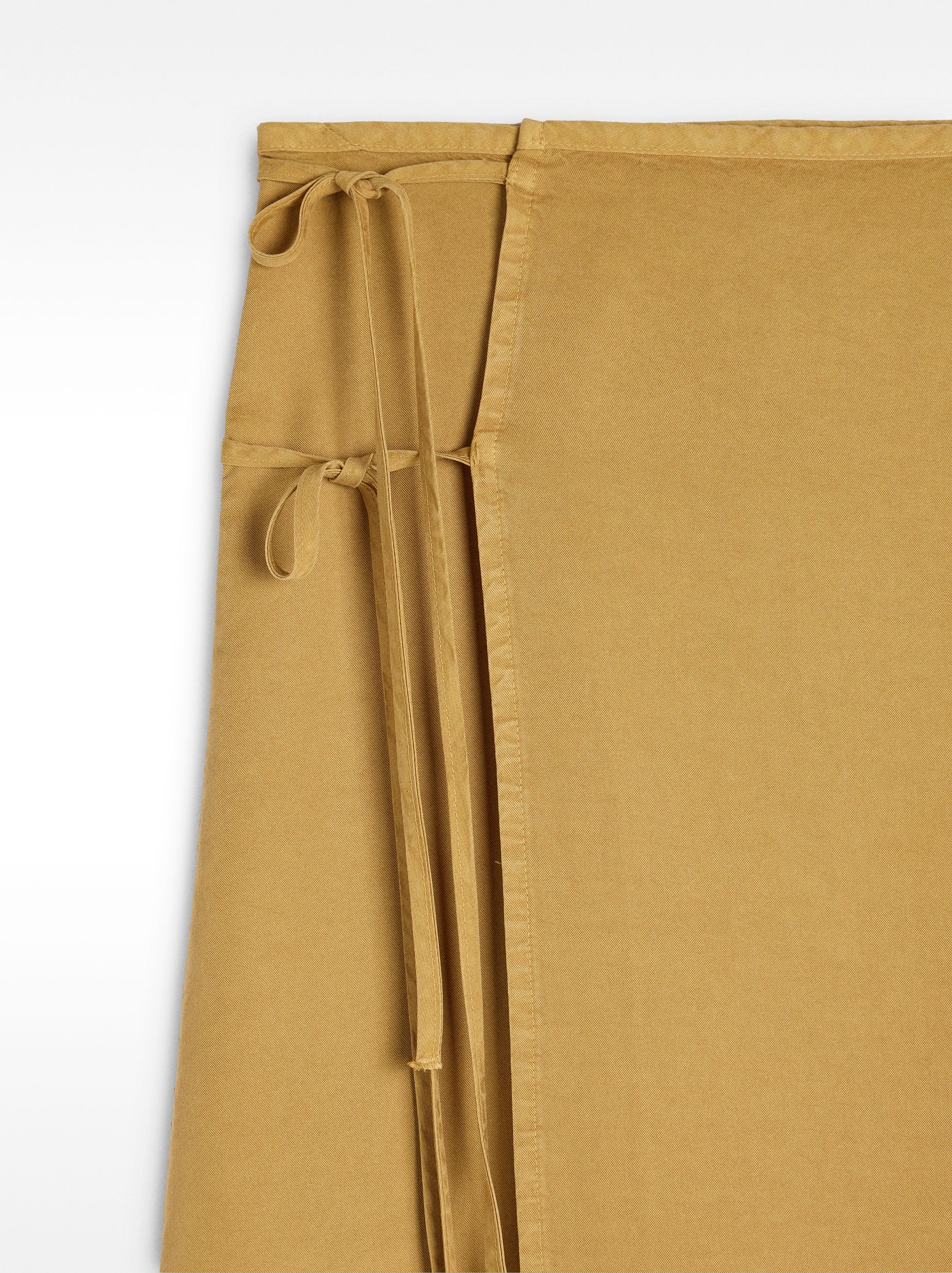 Falda Midi Con Cruce 100% Lyocell