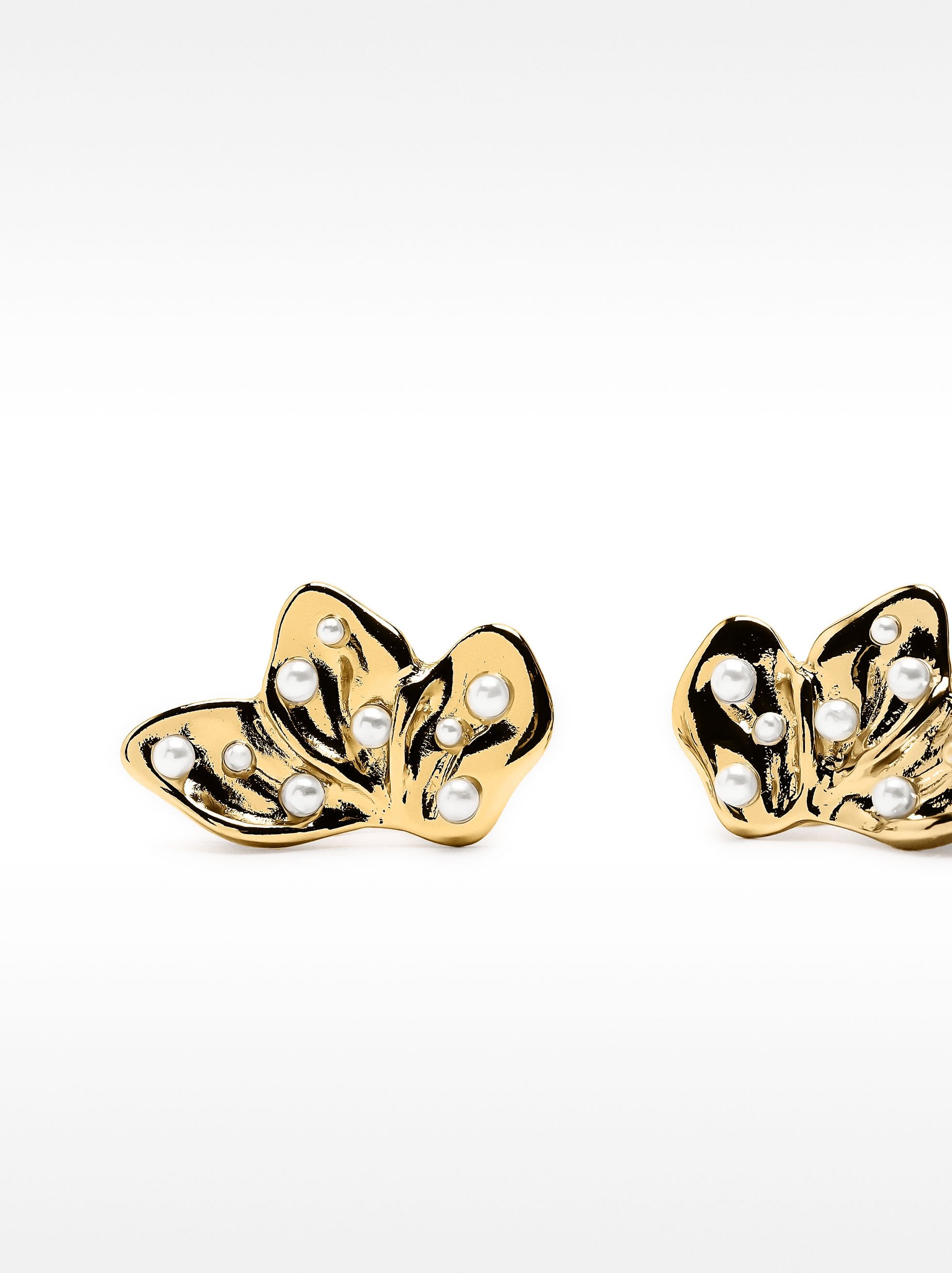 Pendientes Media Flor Con Perlas