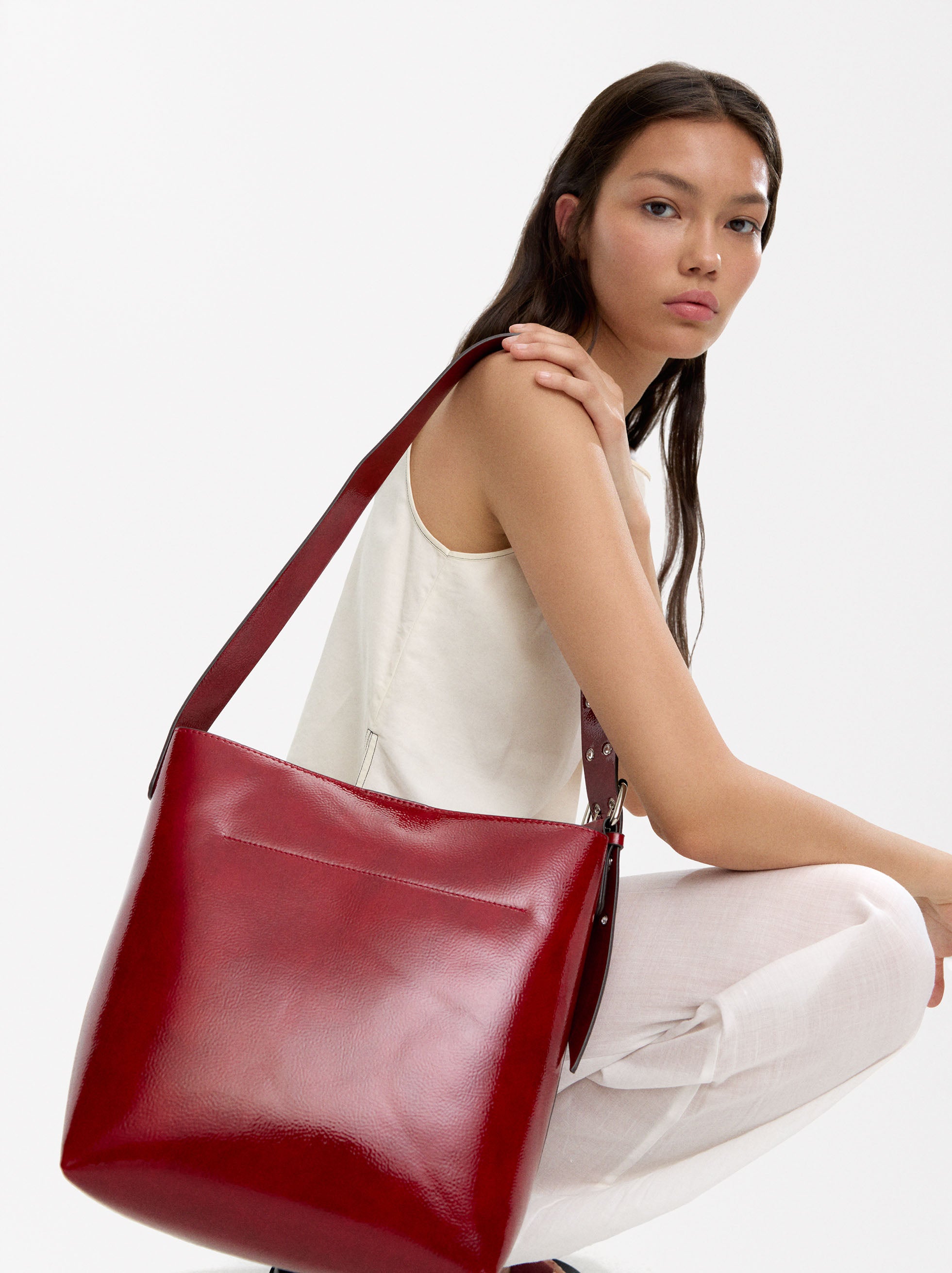Bolso De Hombro Charolado