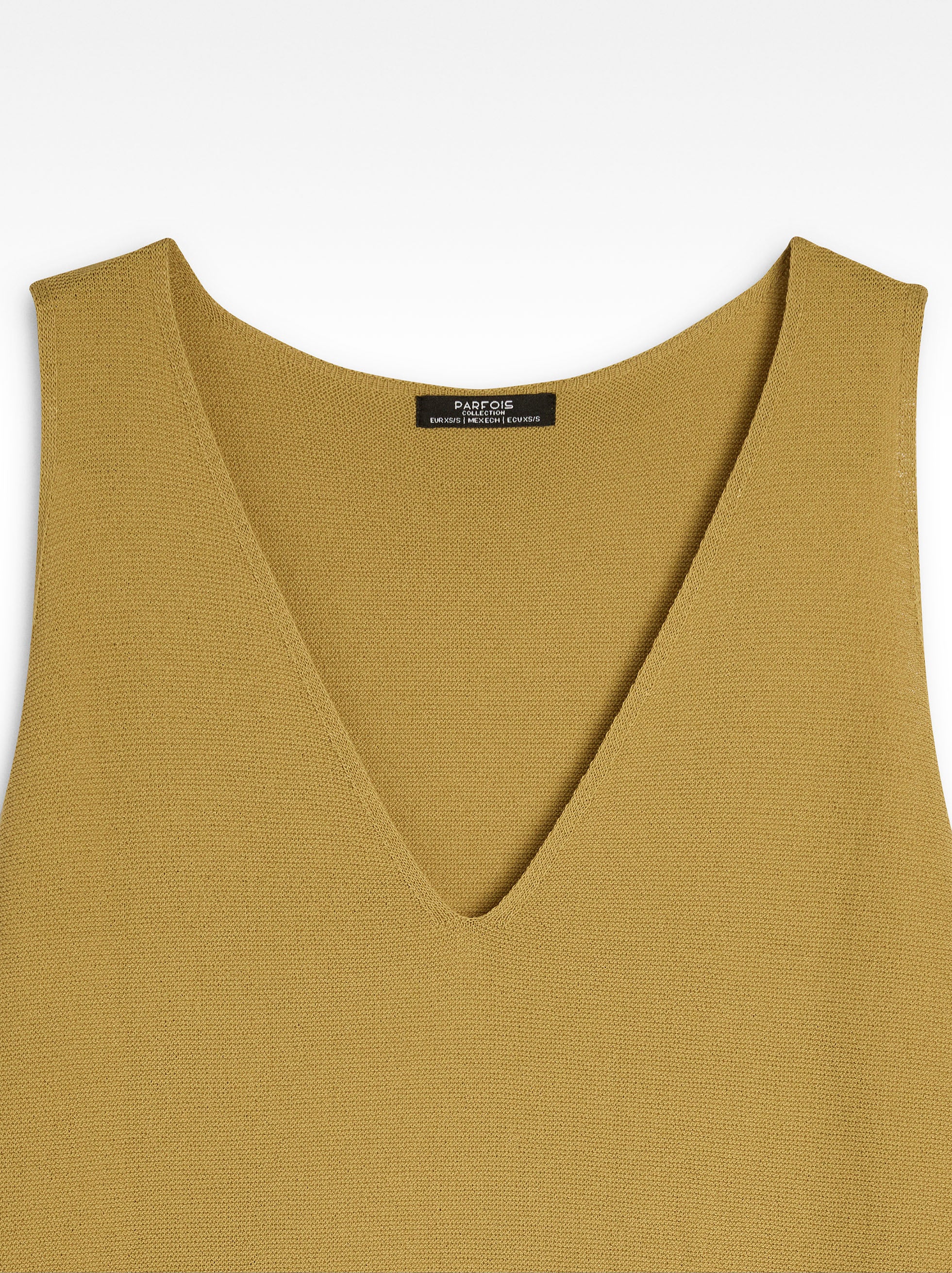 Top De Punto Con Cuello V