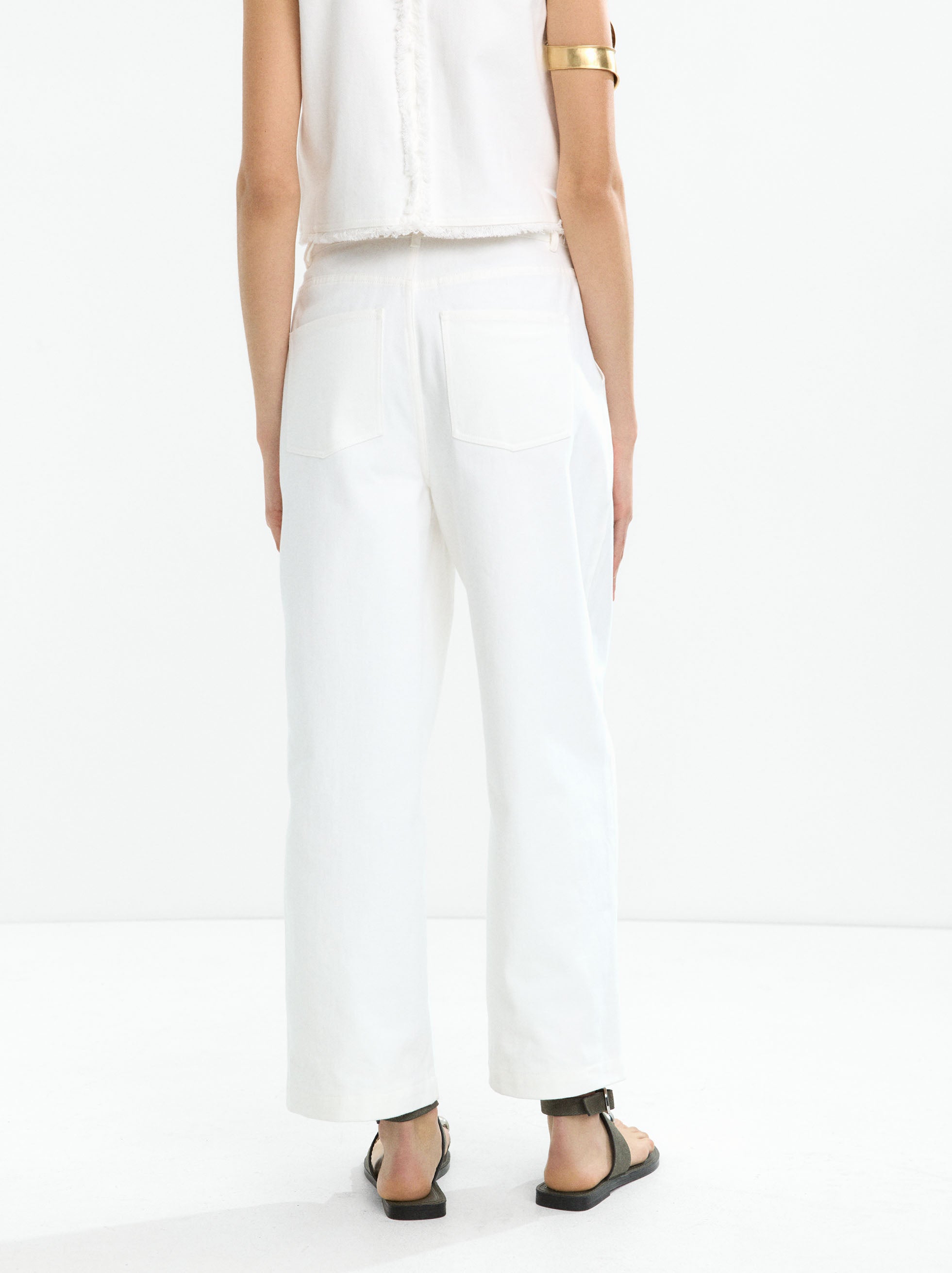 Pantalón 100% Algodón Con Pinzas