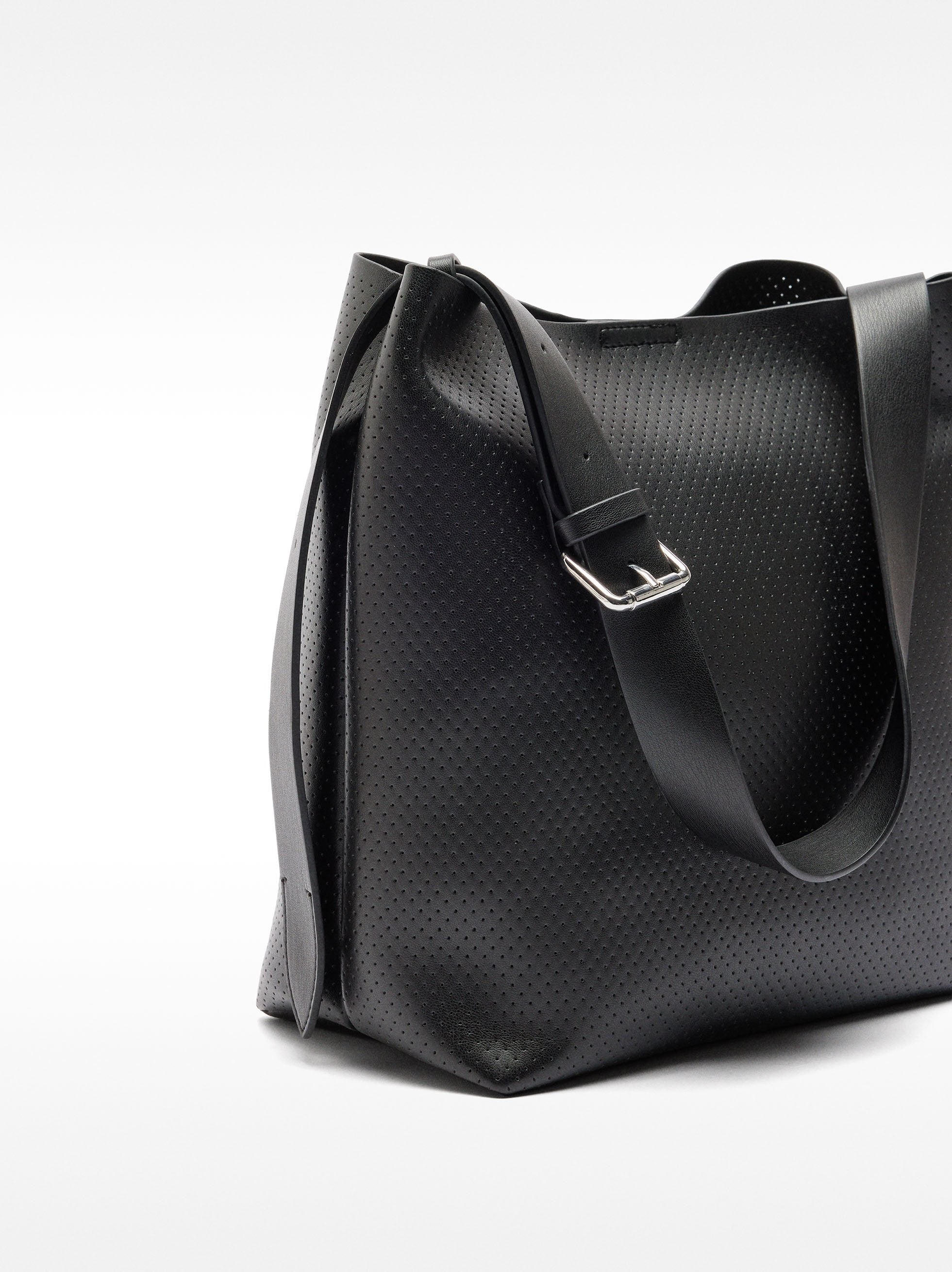 Bolso De Hombro Con Textura