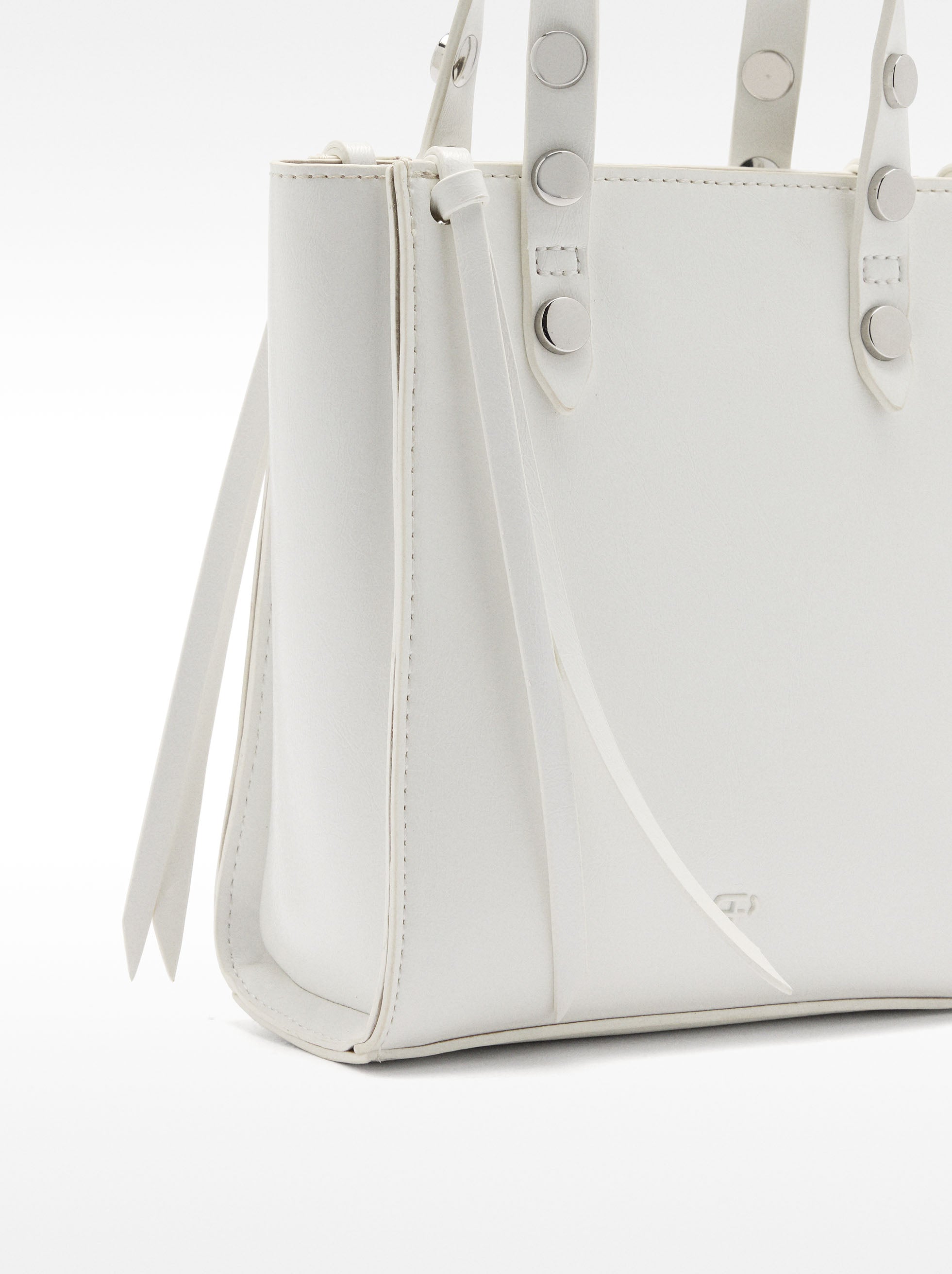 Bolso Tote Con Tachuelas