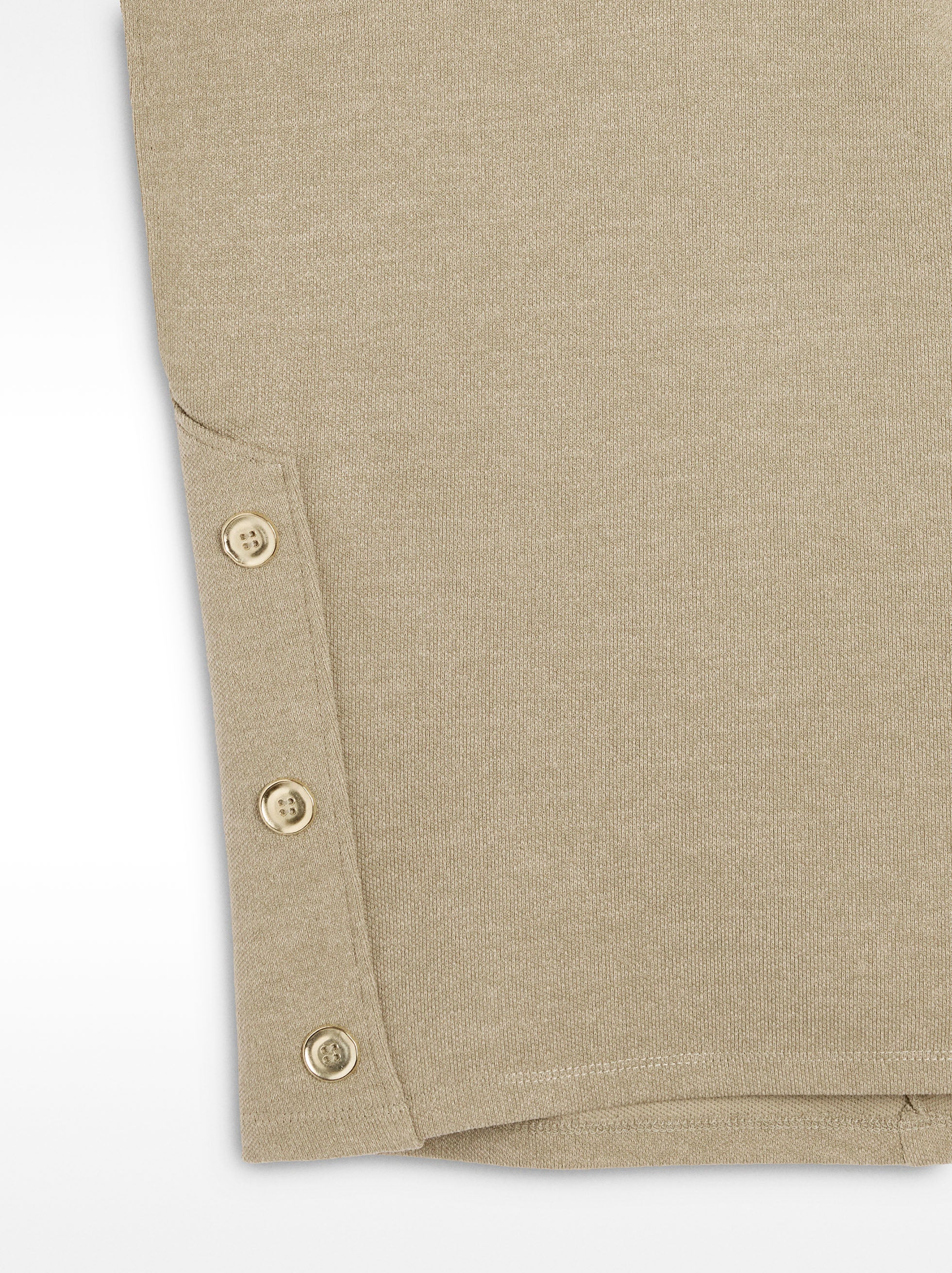 Camiseta Con Botones Laterales