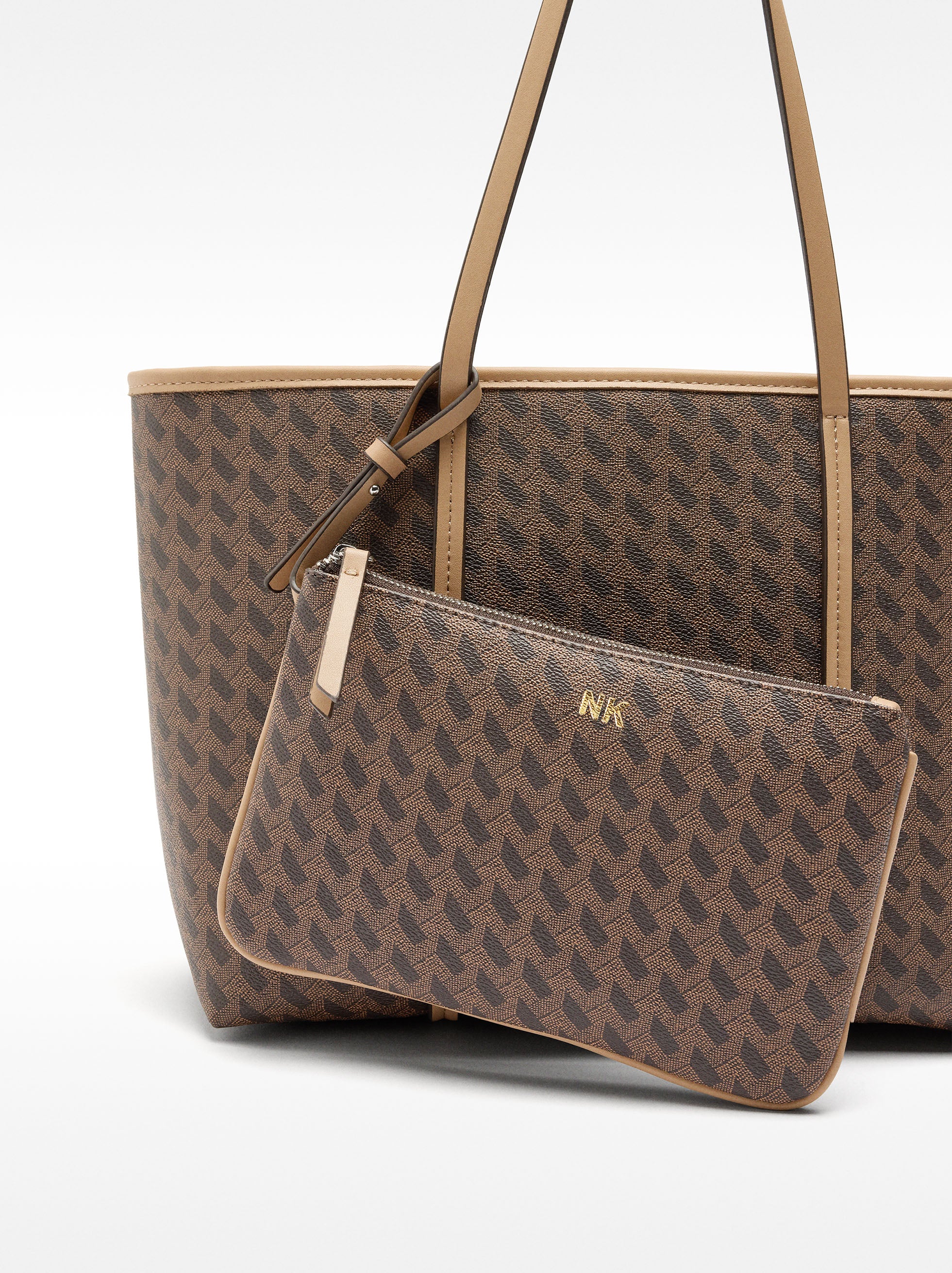 Bolso Shopper Con Colgante