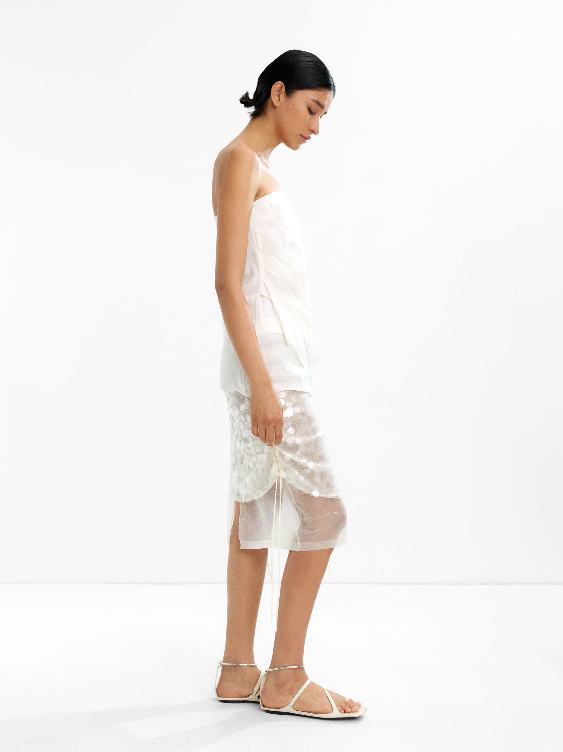 Falda Midi Semitransparente Con Lentejuelas