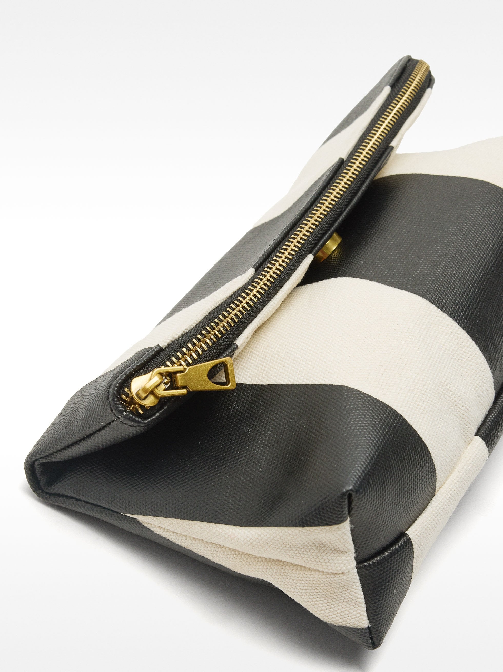 Bolso Multiusos A Rayas Con Solapa