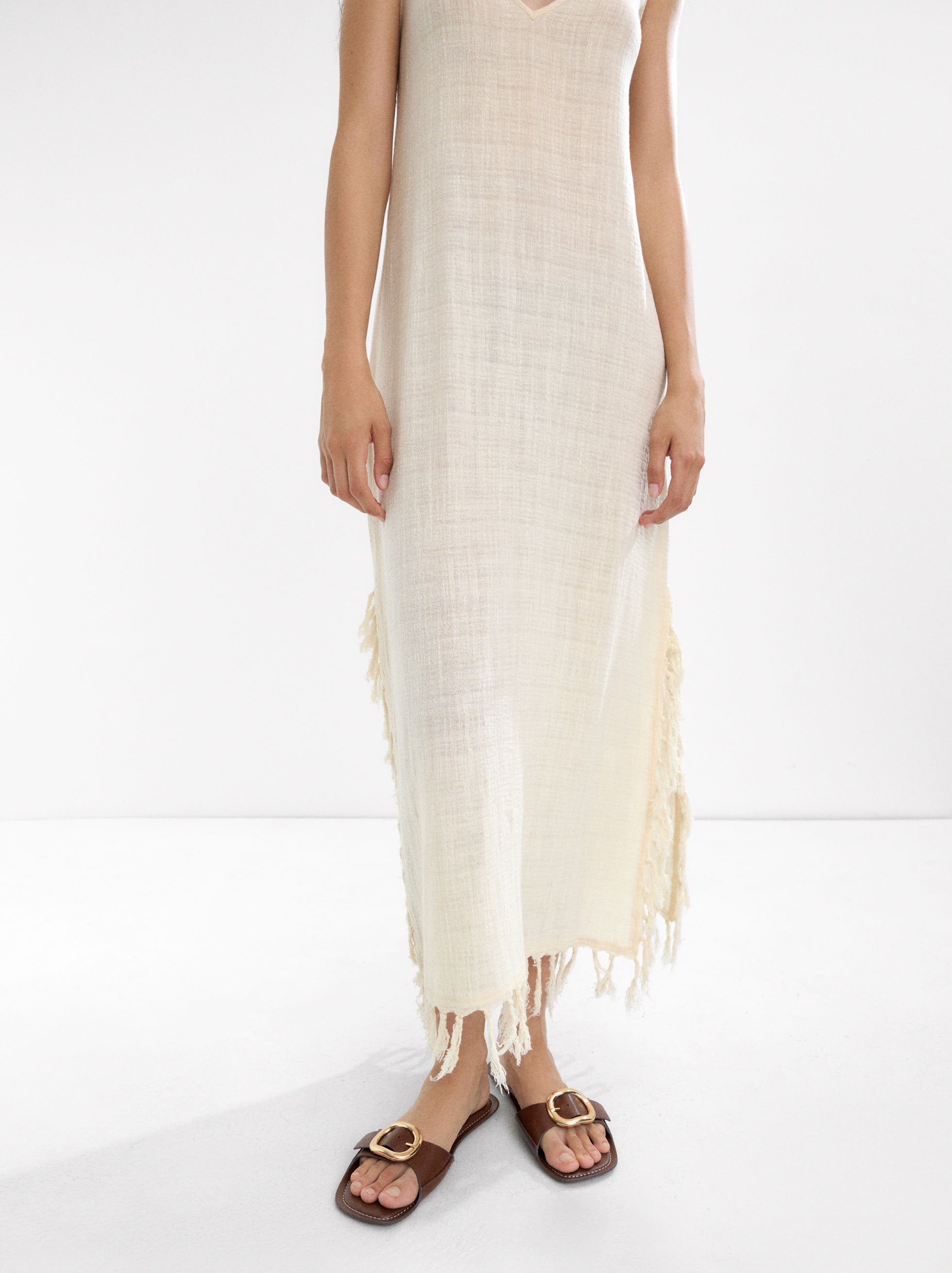 Sandalias Rasas Con Hebilla