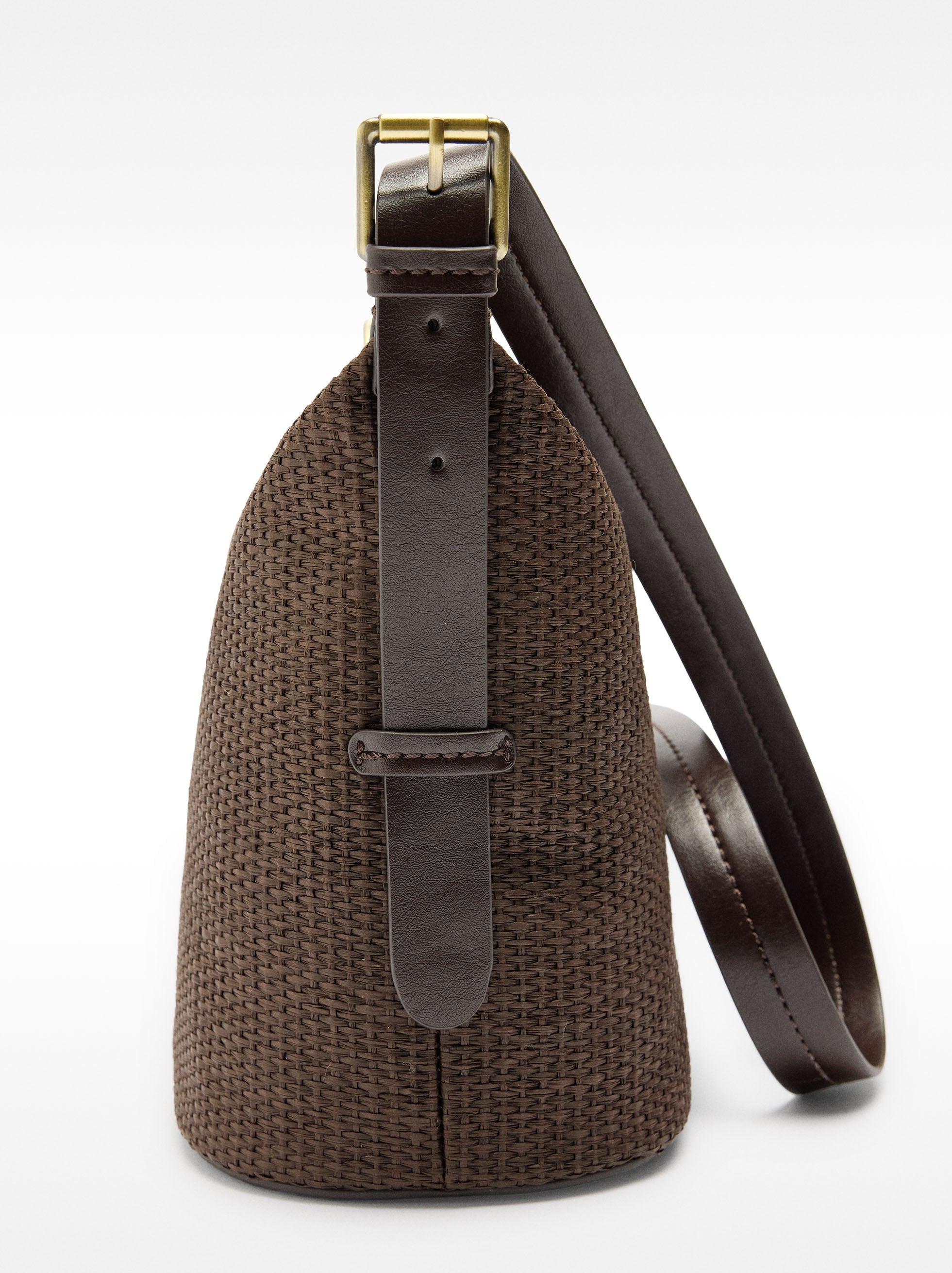 Bolso De Hombro De Efecto Rafia Con Colgante