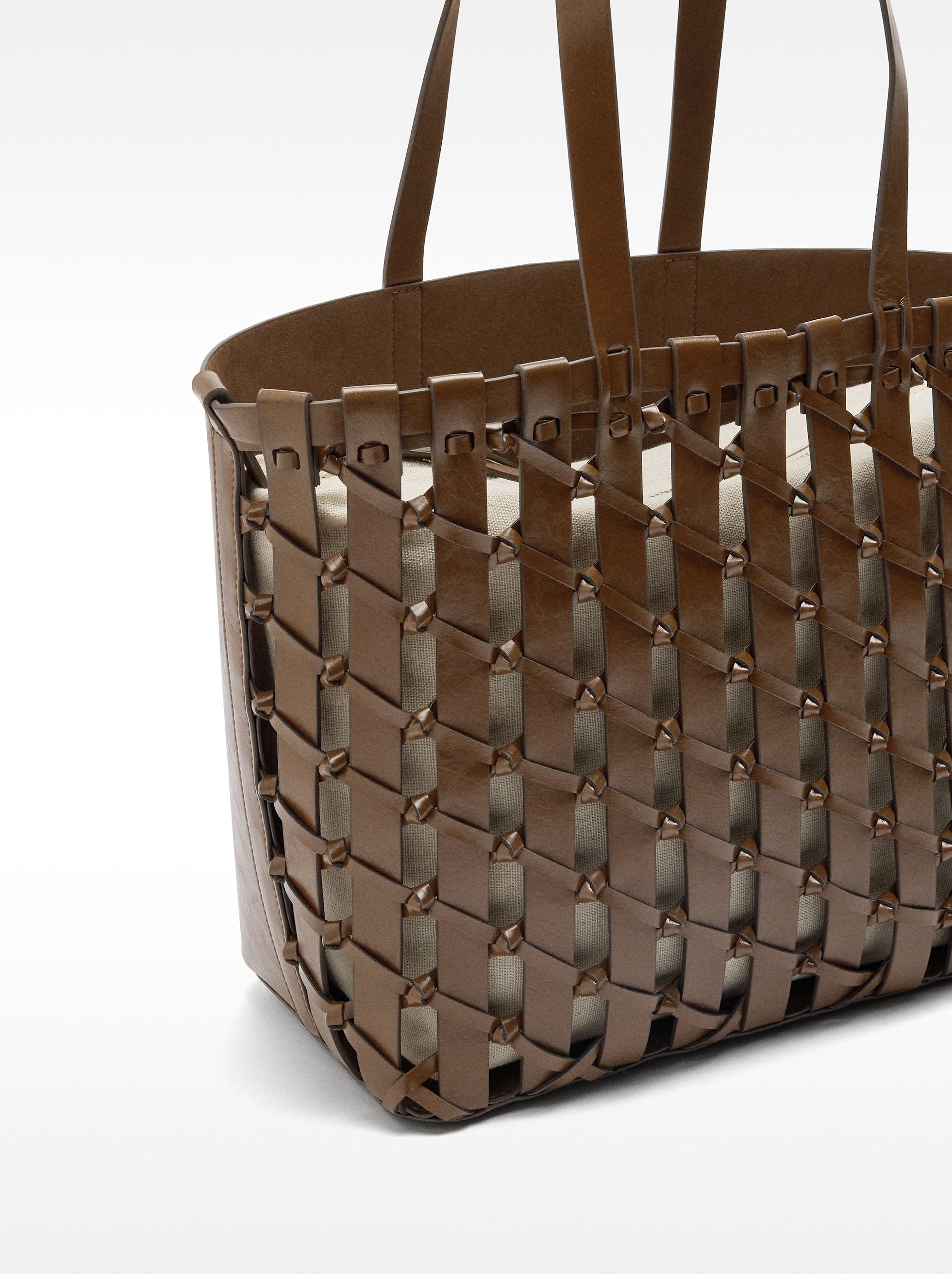 Bolso Shopper Trenzado Con Nudos