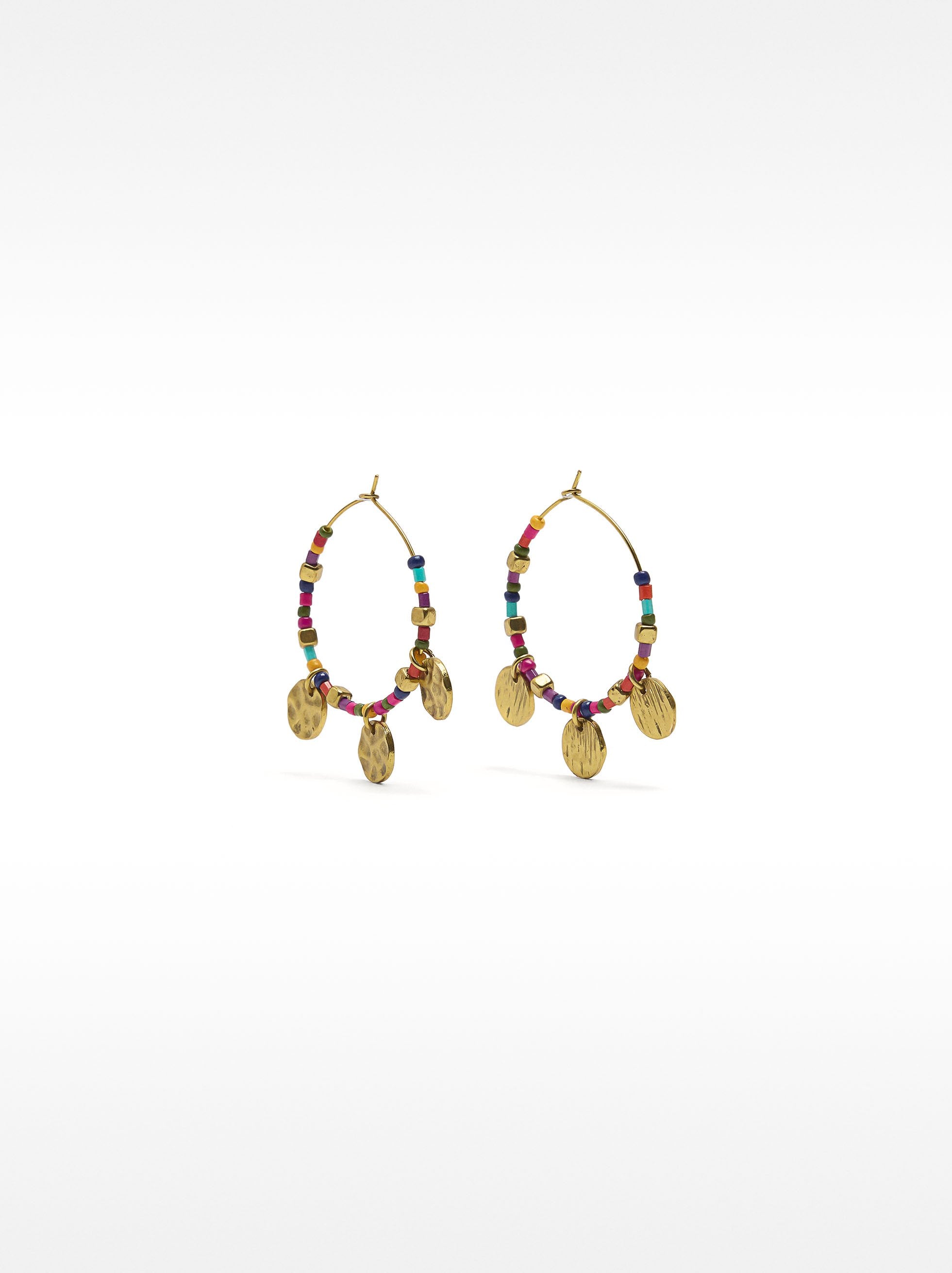 Aros Con Cuentas Multicolor Y Medallas