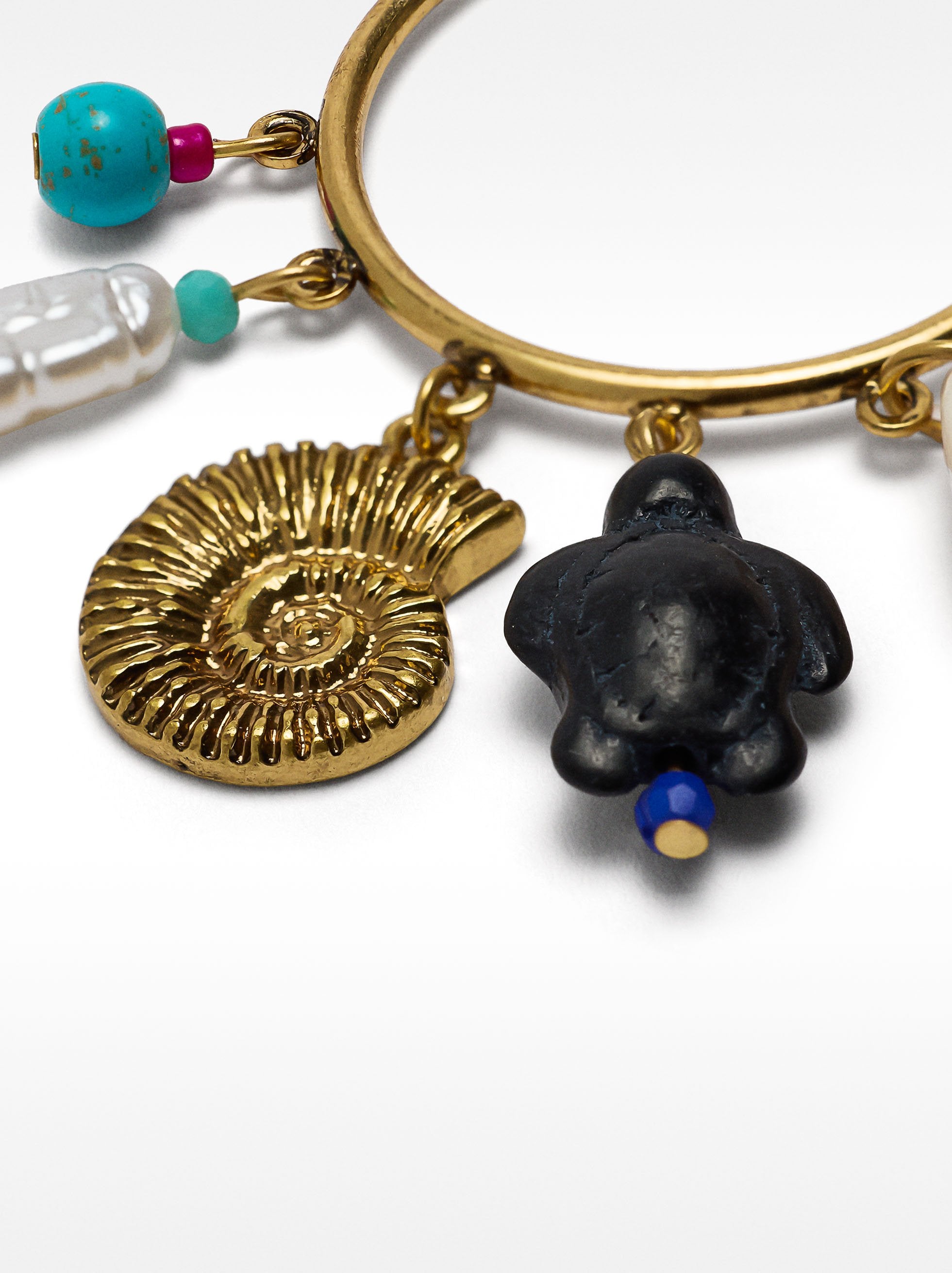 Aros Con Piedras Y Conchas