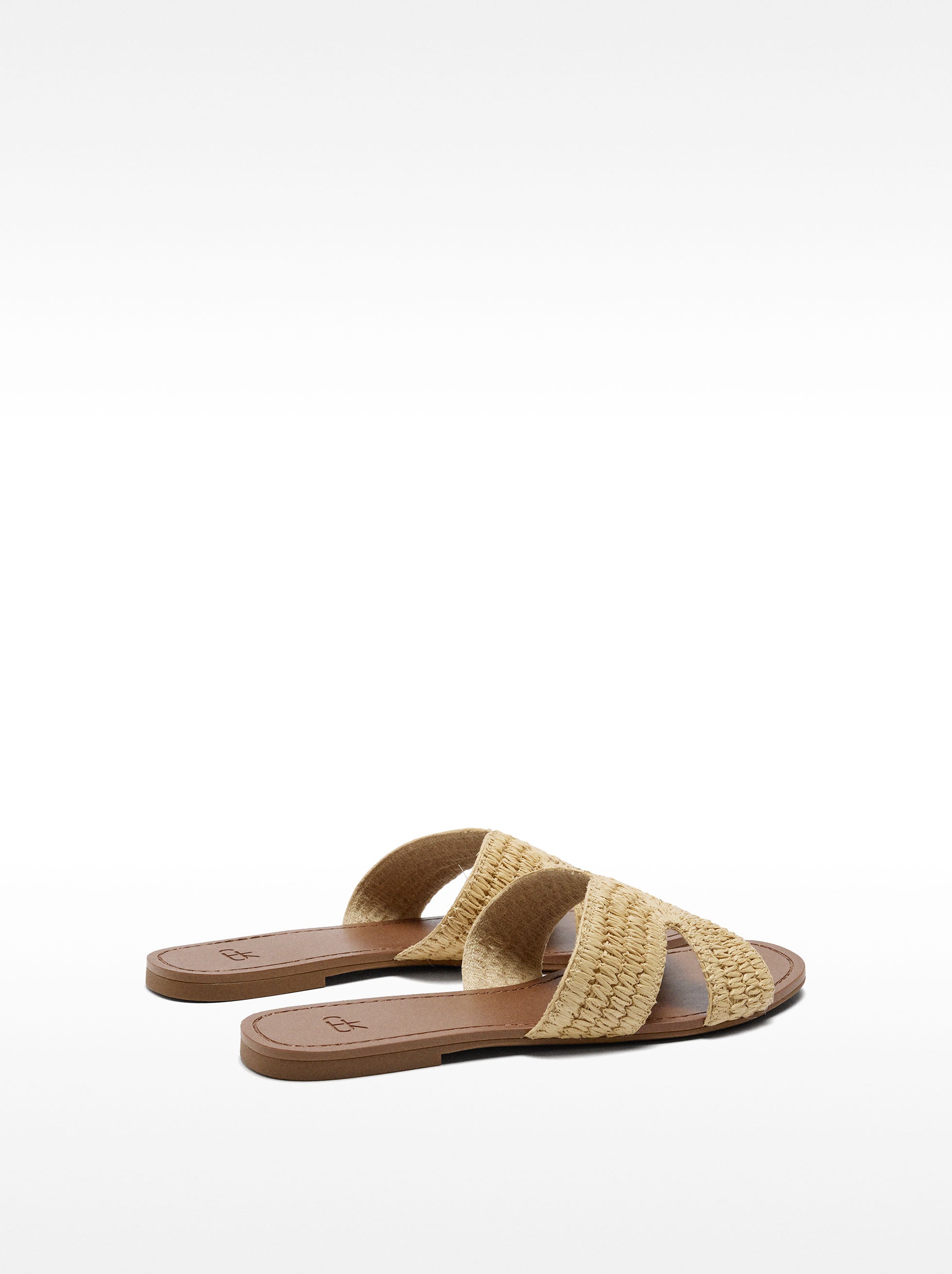 Sandalias Planas De Efecto Paja