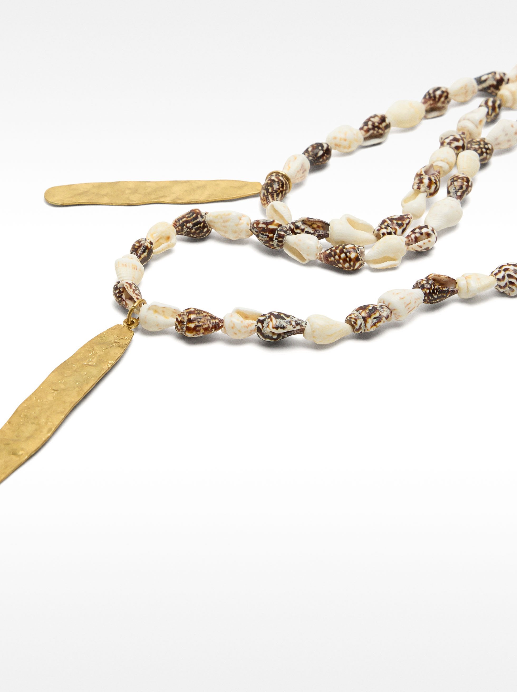 Collar Largo Con Conchas Bicolor
