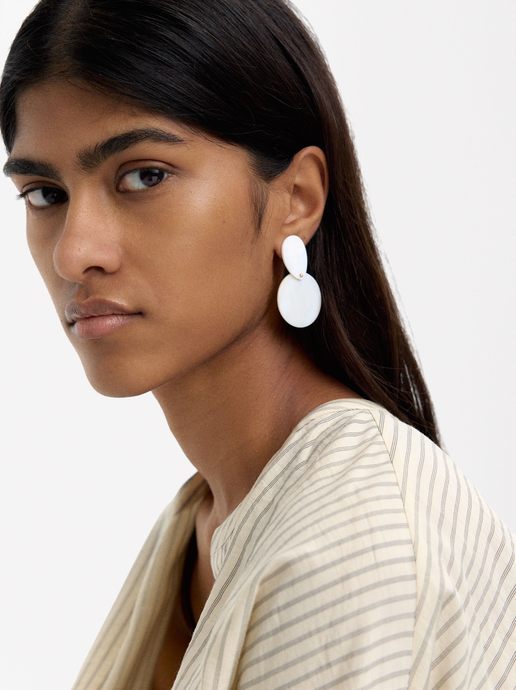 Pendientes De Concha Circular
