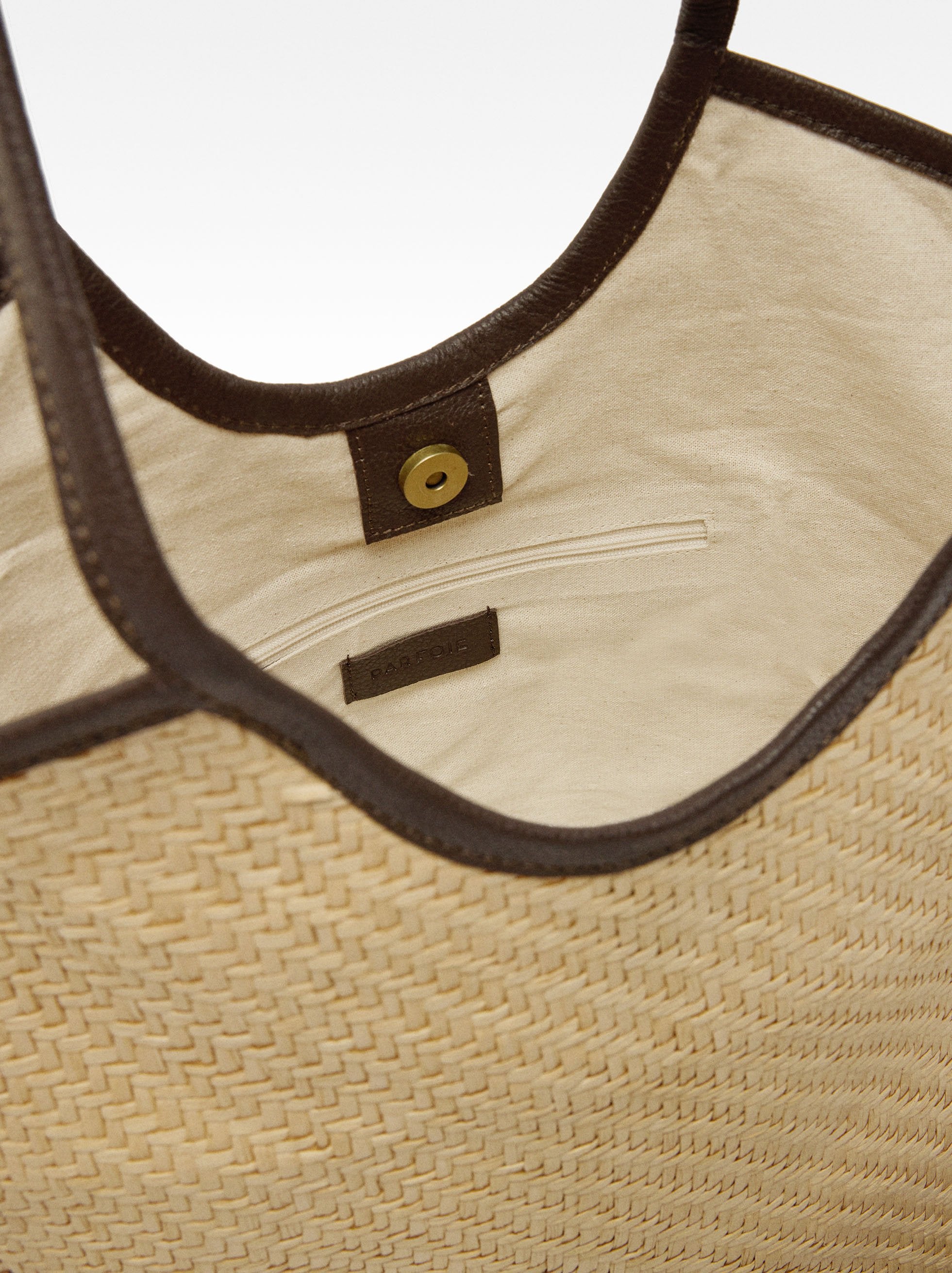 Bolso Shopper De Rafia Con Flecos De Piel