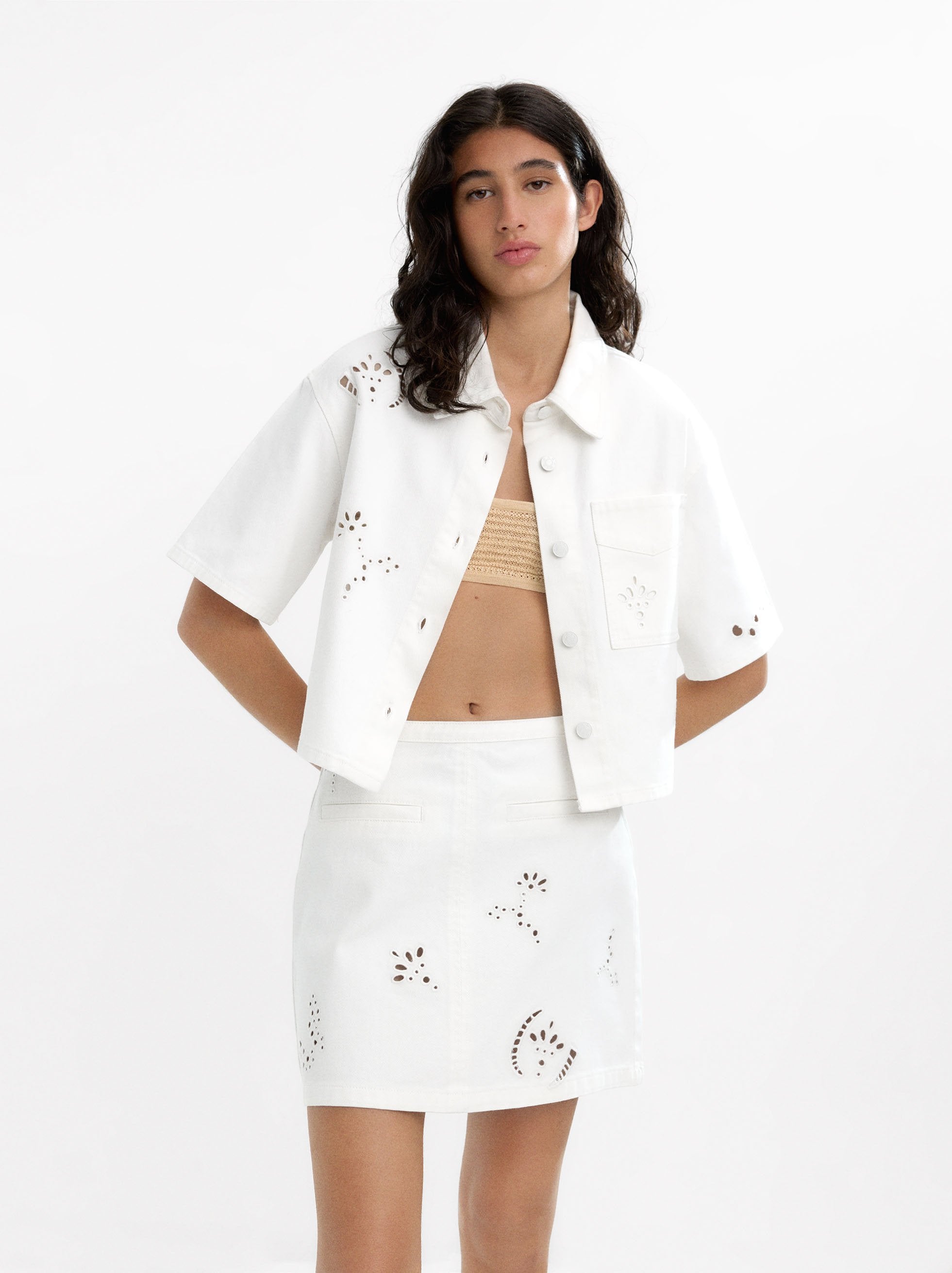 Camisa Con Bordados Perforados 100% Algodón