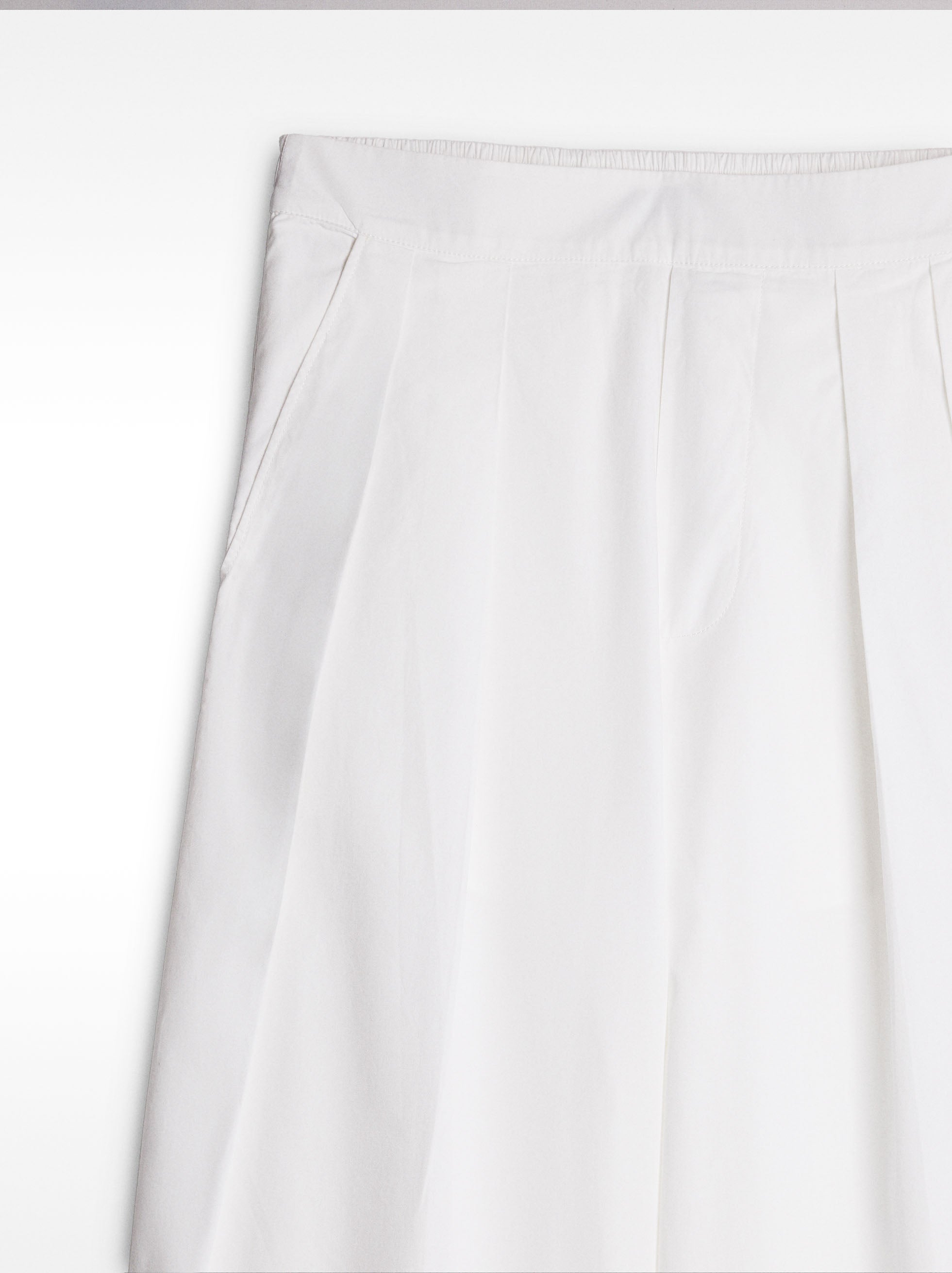 Pantalón Con Pinzas 100% Algodón