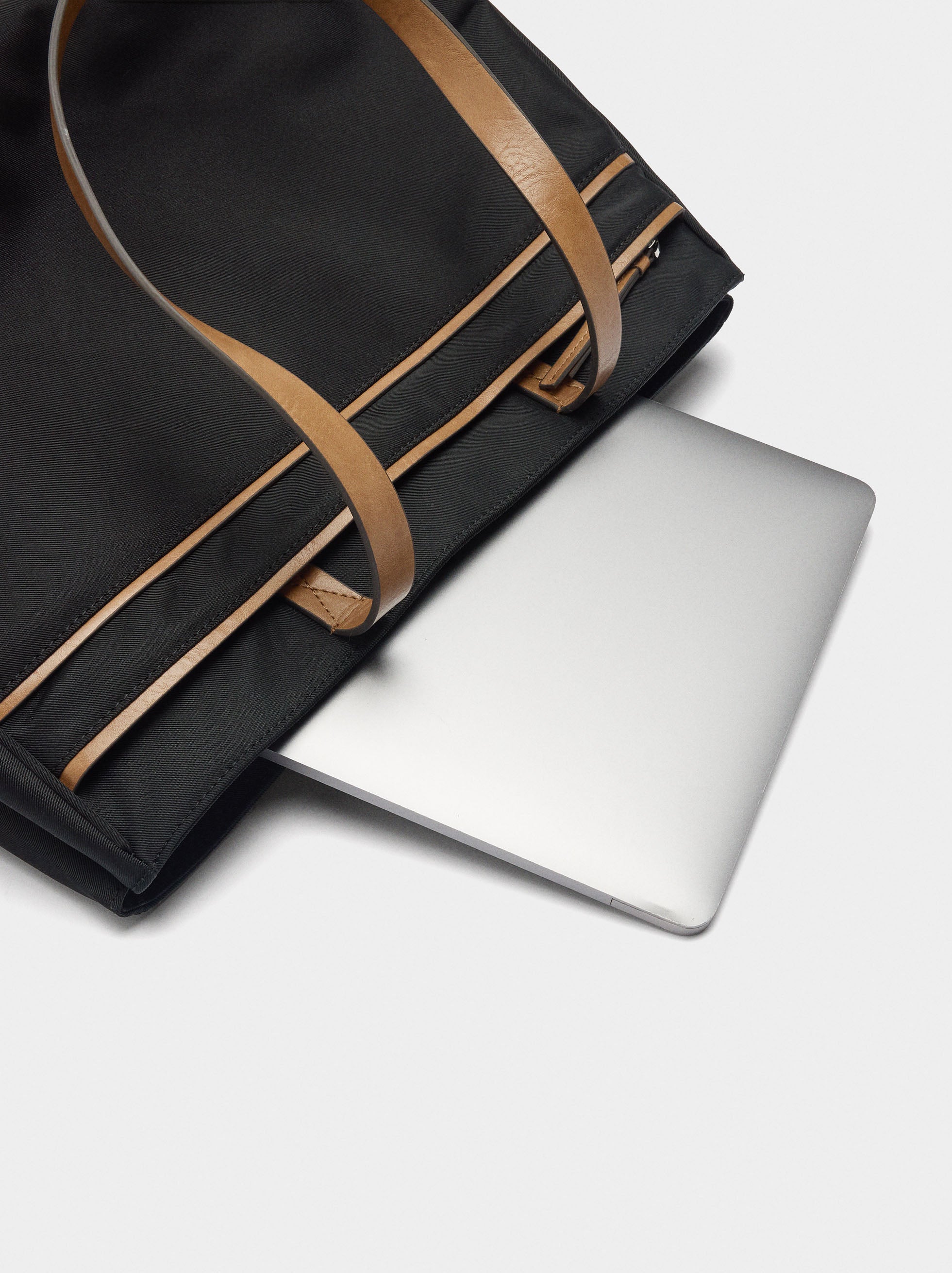 Bolso Para Portátil De Nylon 13"