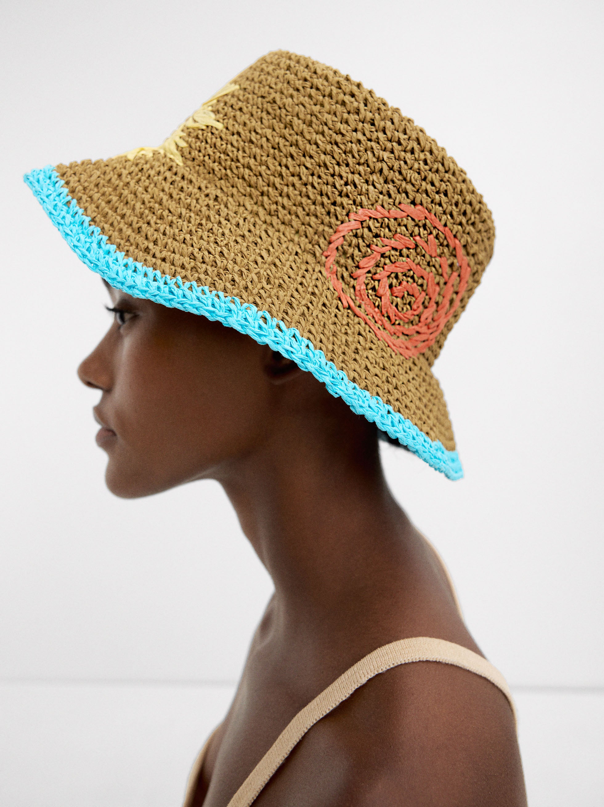 Sombrero Bucket Efecto Rafia