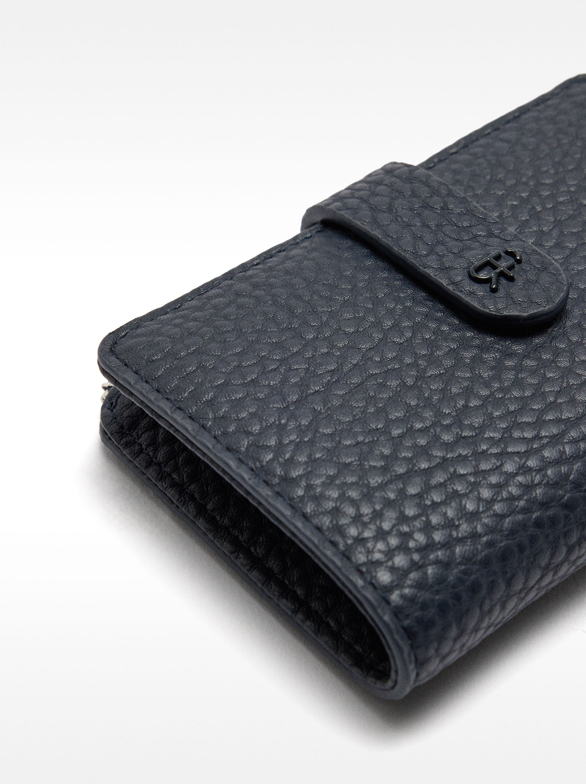 Cartera Con Textura M