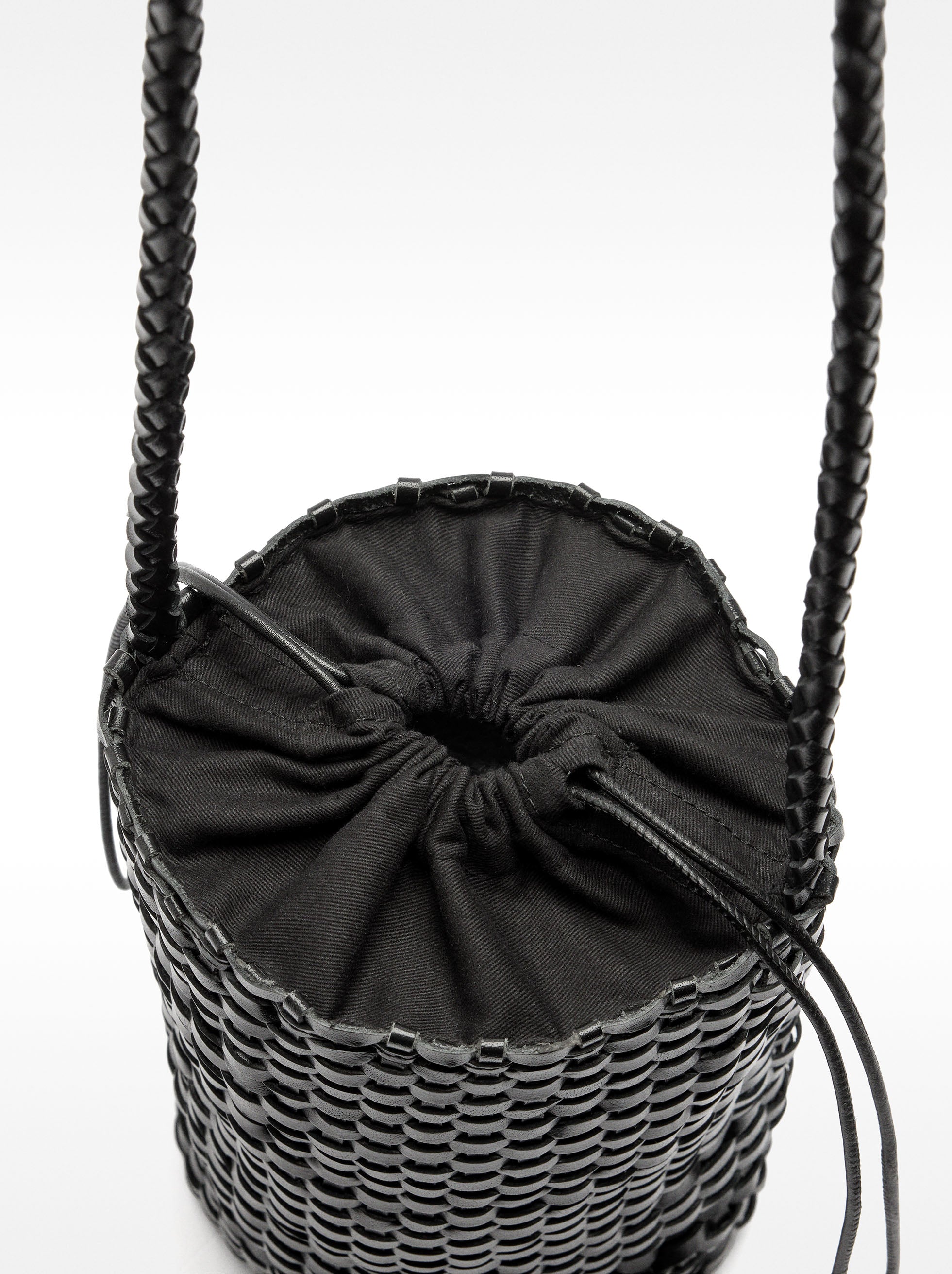 Bolso Bombonera De Piel Trenzada