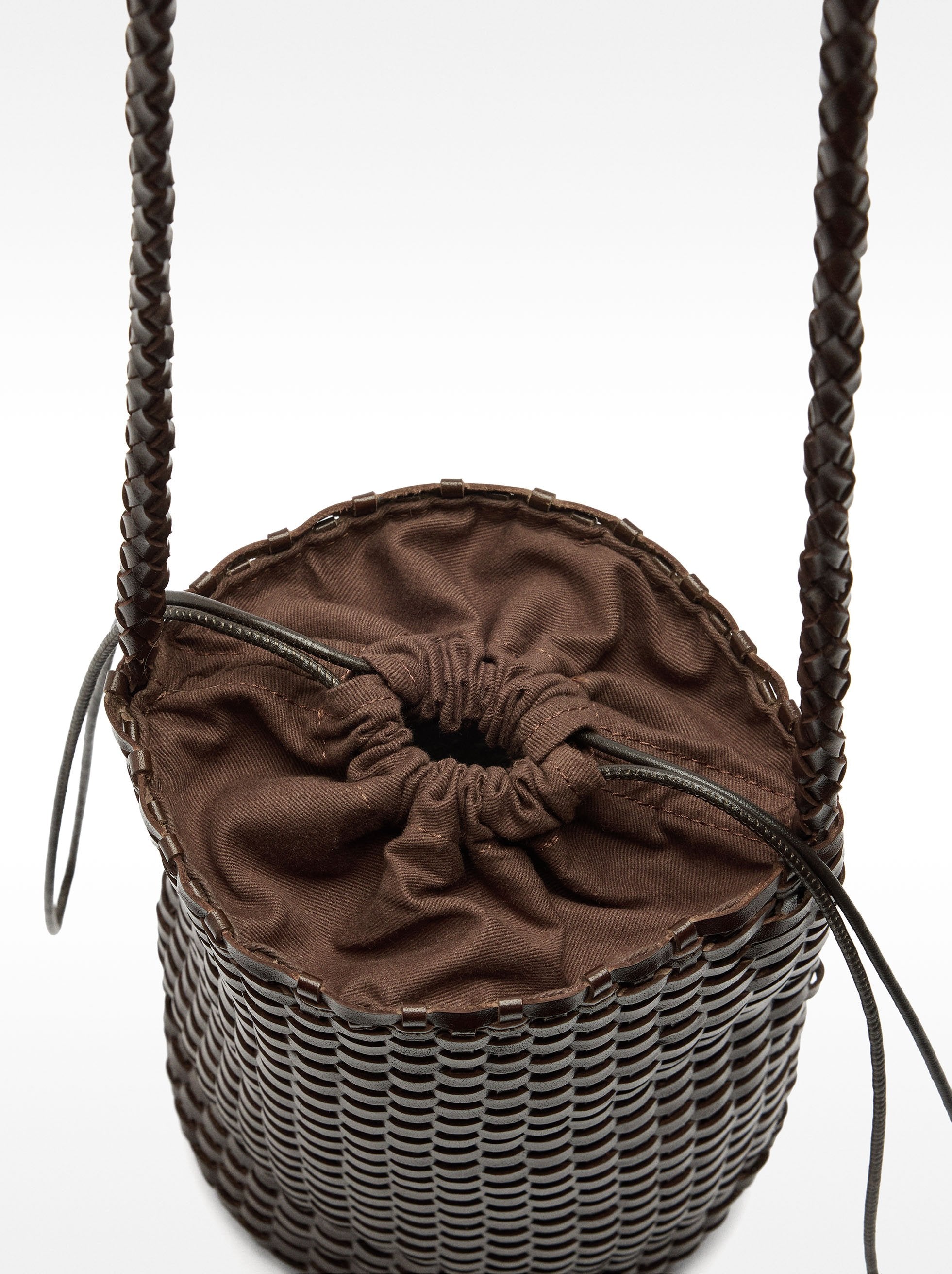 Bolso Bombonera De Piel Trenzada