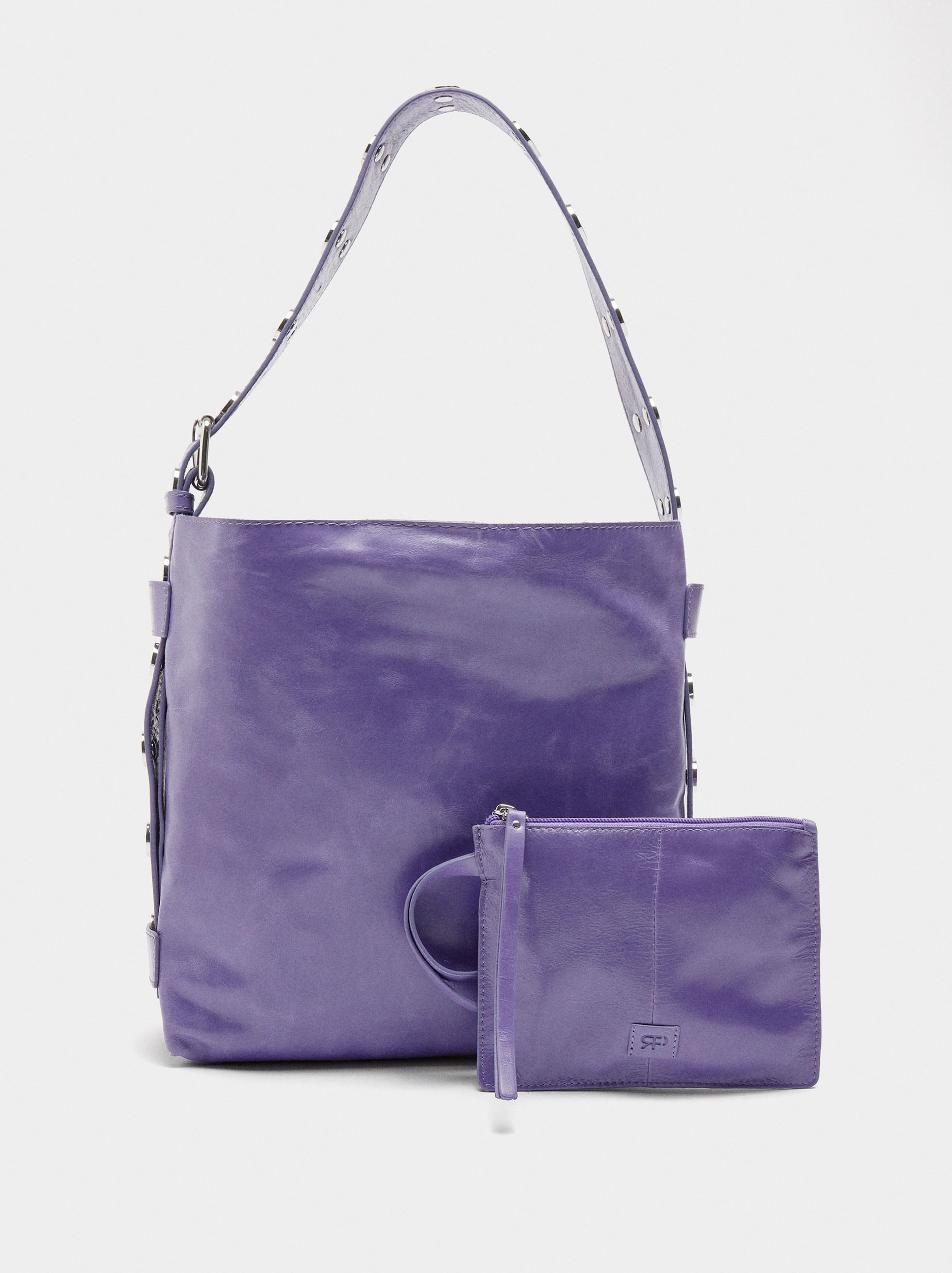 Bolso De Hombro De Piel Con Tachuelas