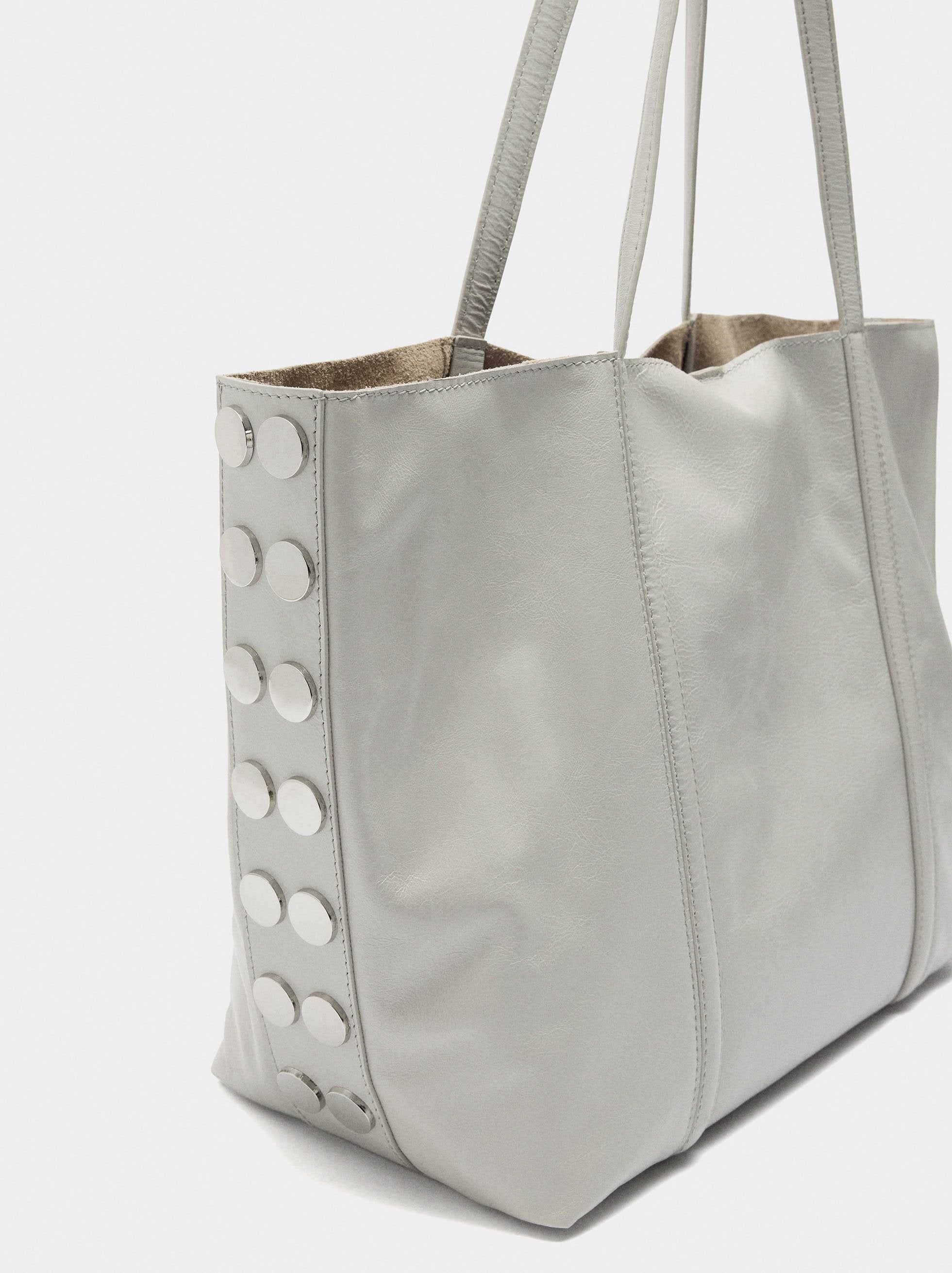 Bolso Shopper De Piel Con Tachuelas