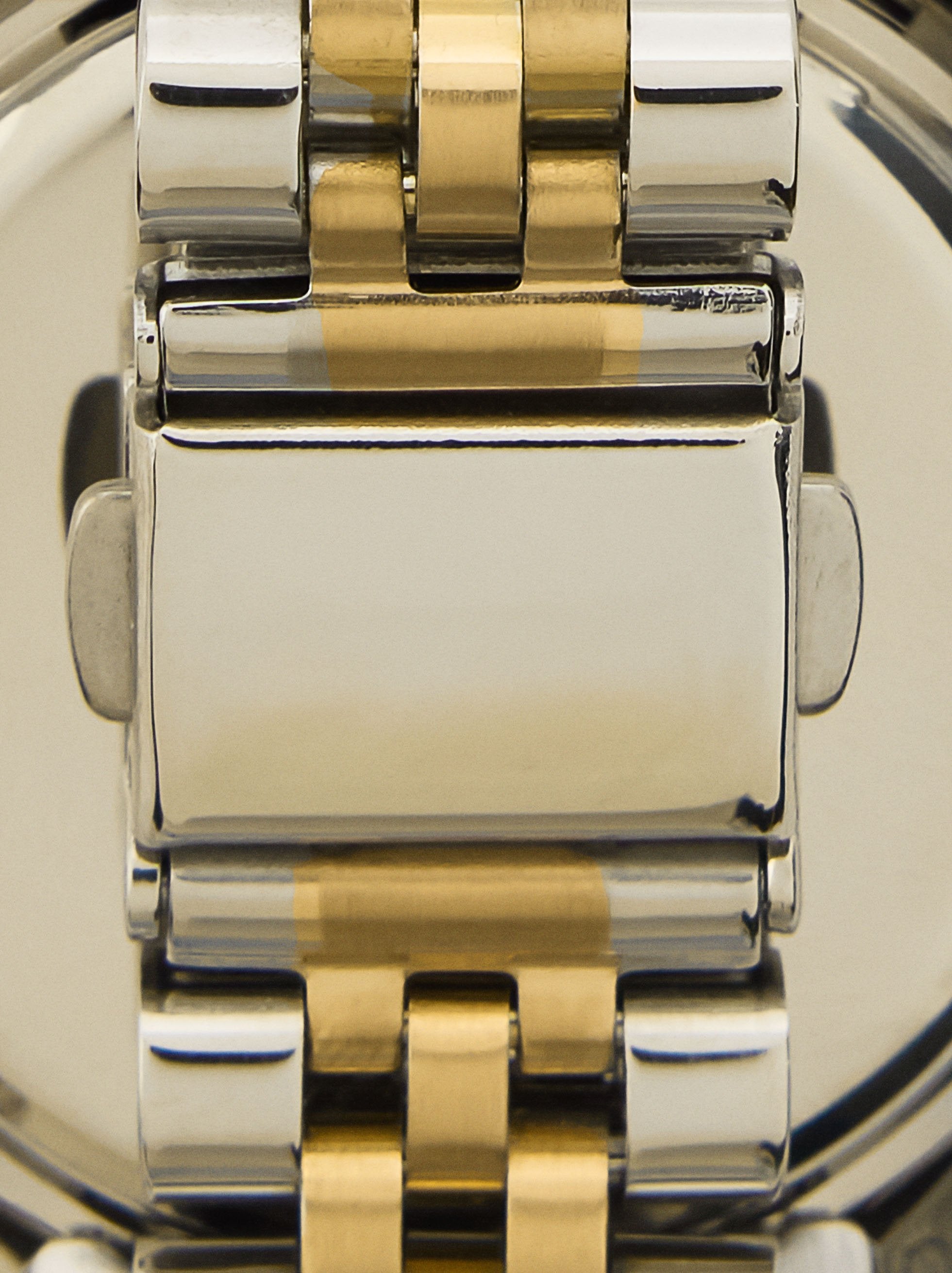 Reloj Bicolor Con Pulsera De Acero Inoxidable